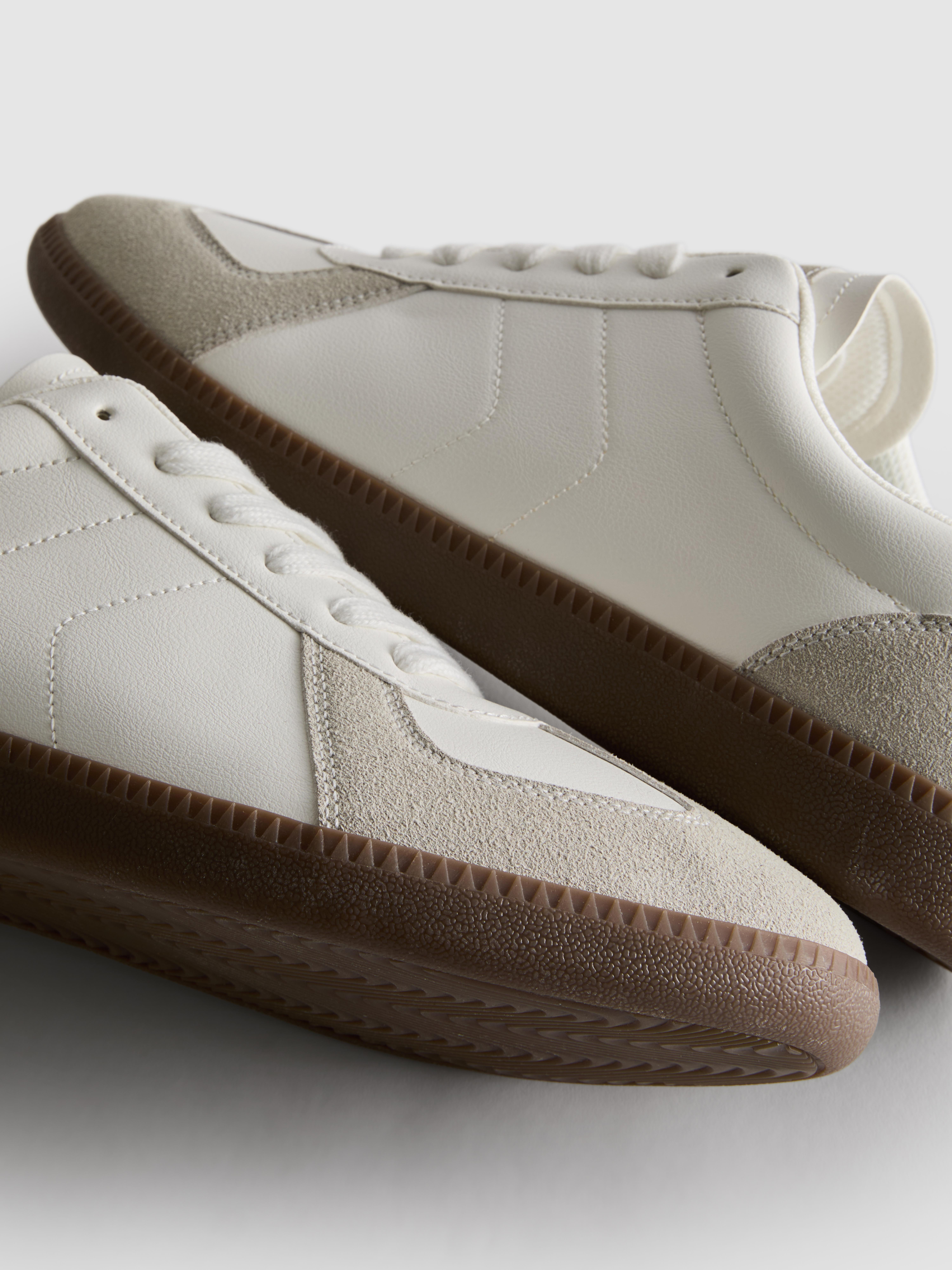 Men's White Low Top Sneakers