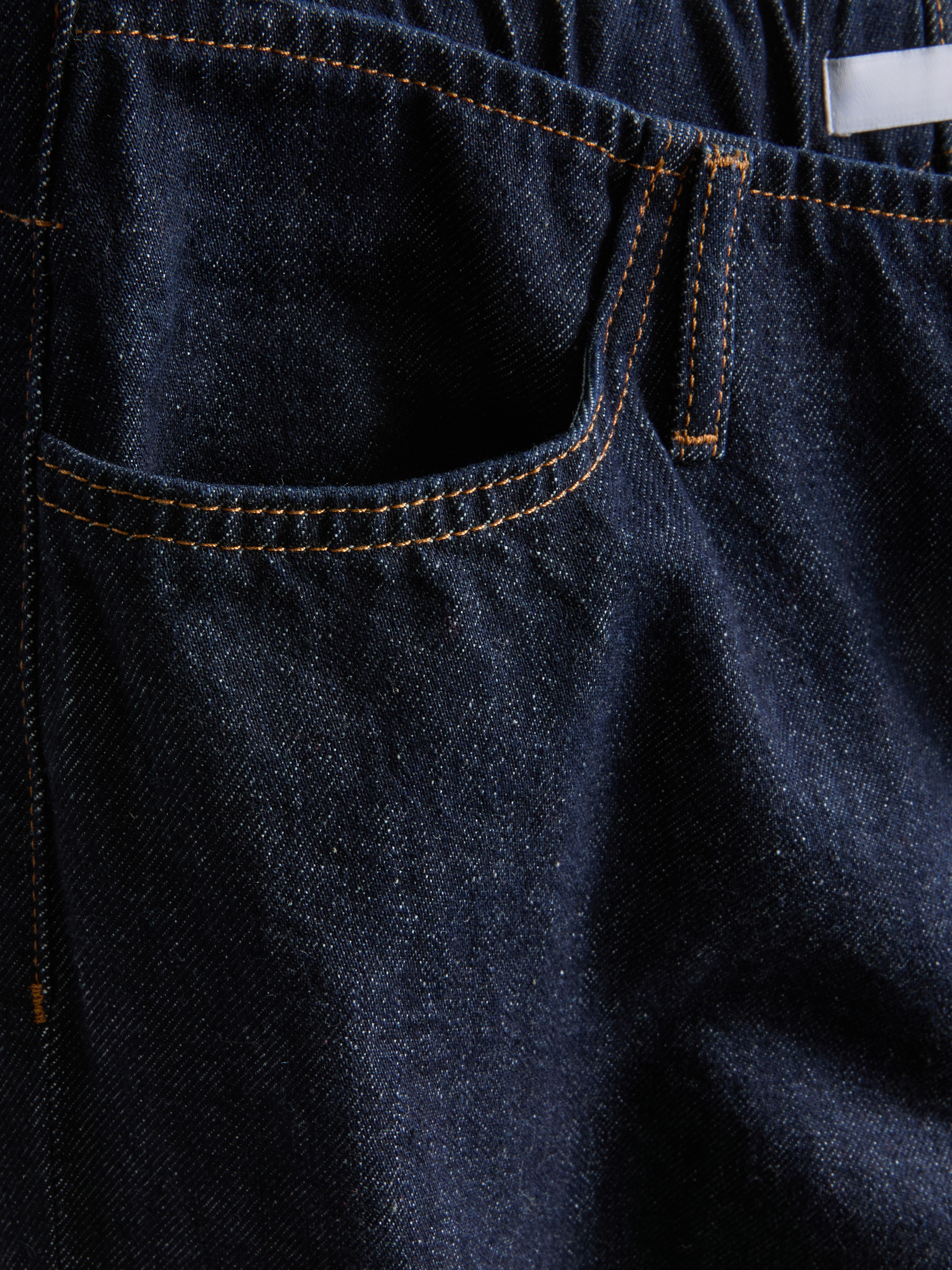Mid-Rise Wide Leg Tailored Jeans