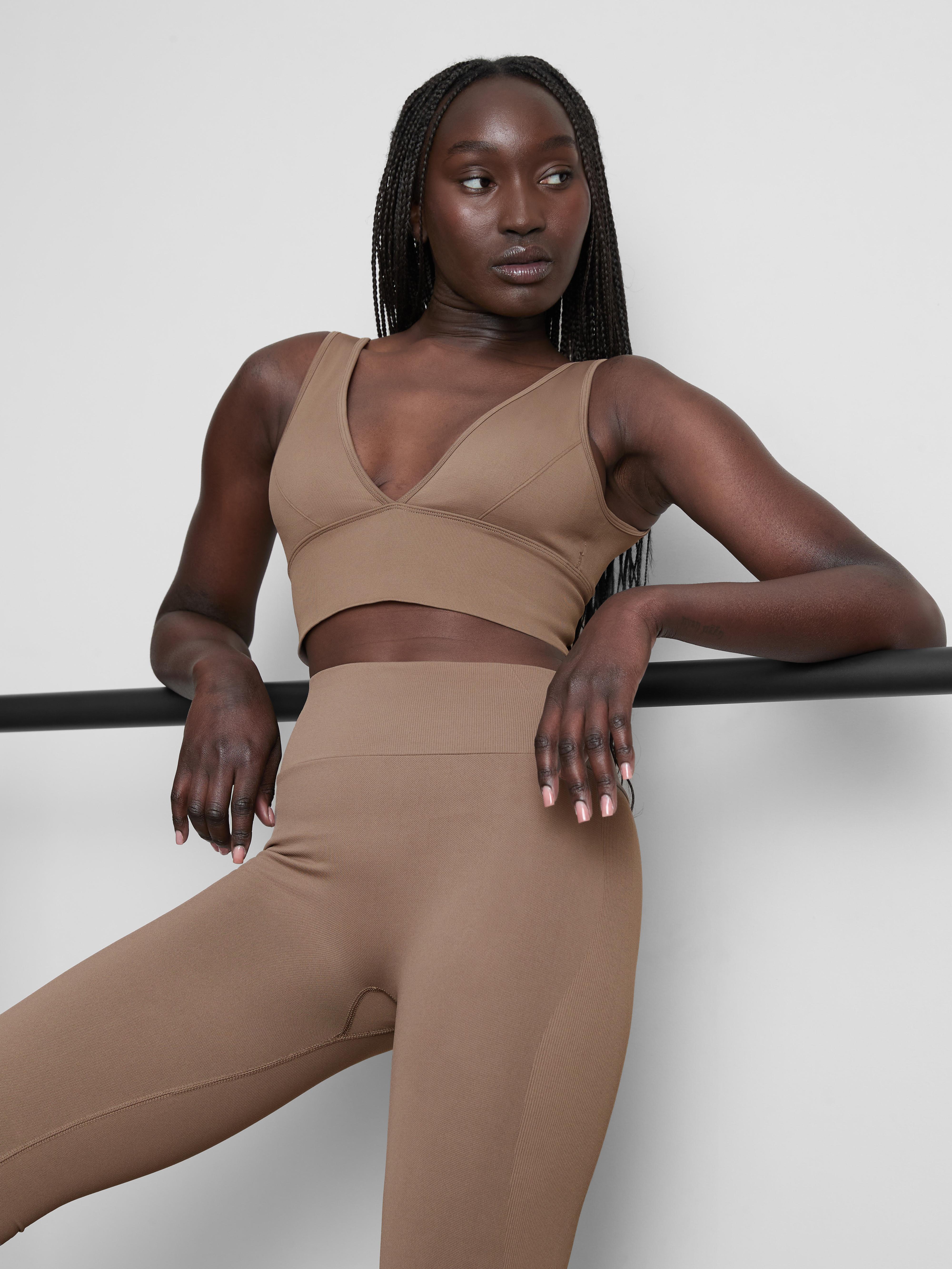 Women's Stone Rita Ora V-Neck Seamless Crop Top