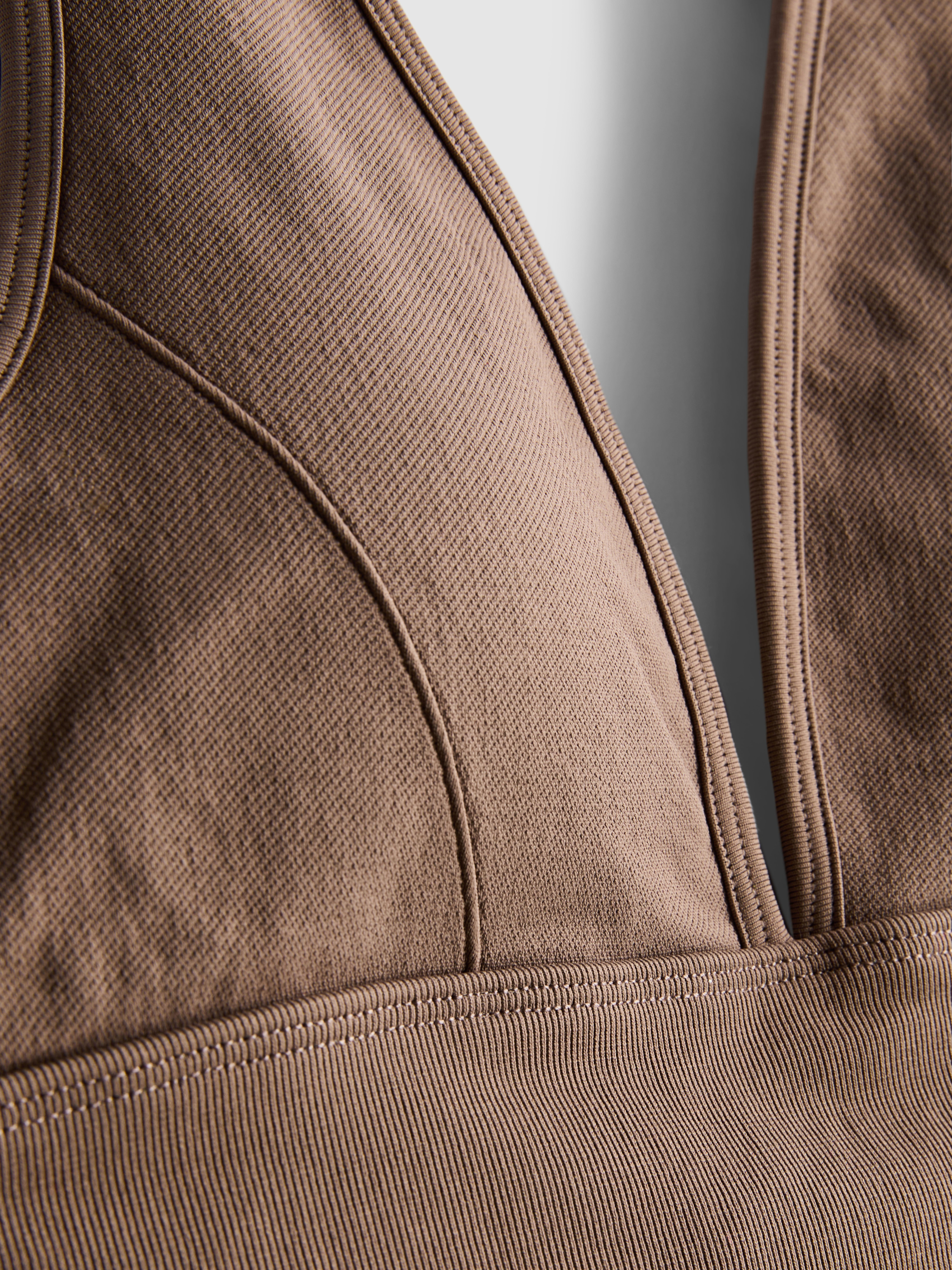 Women's Stone Rita Ora V-Neck Seamless Crop Top