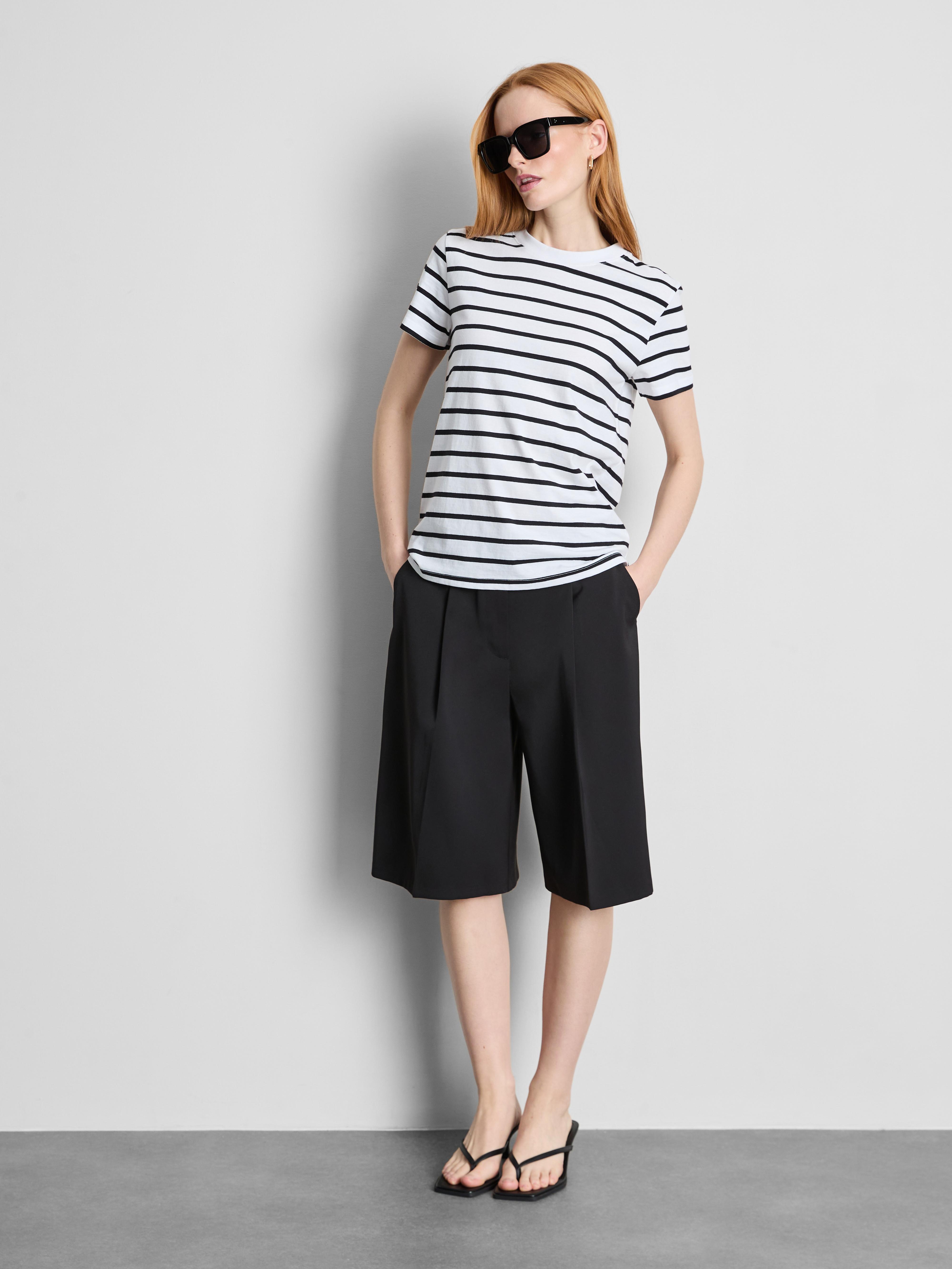 T-shirt gola redonda manga curta riscas