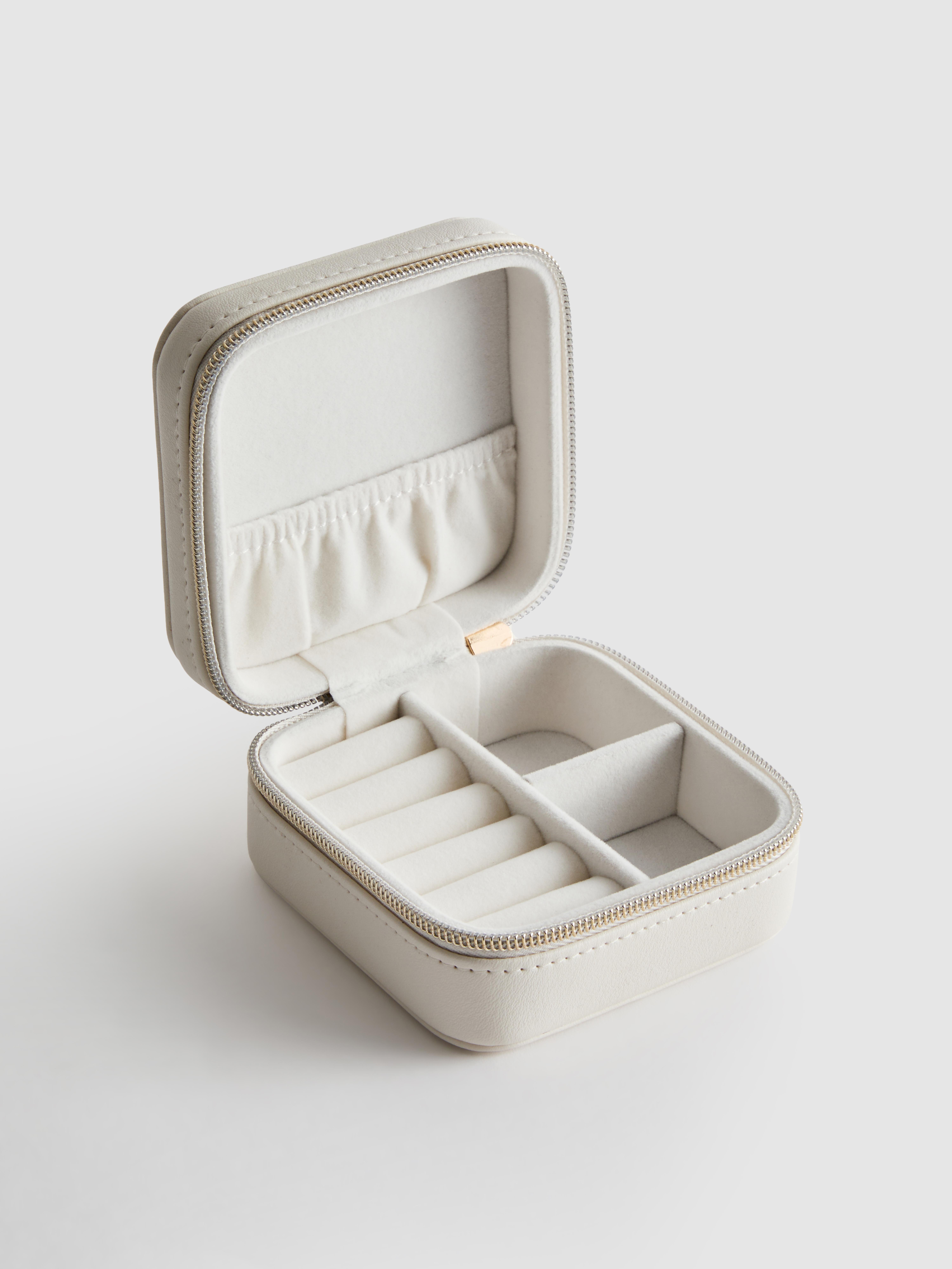 Women's Disney’s Winnie The Pooh Character Jewelry Box - Ivory