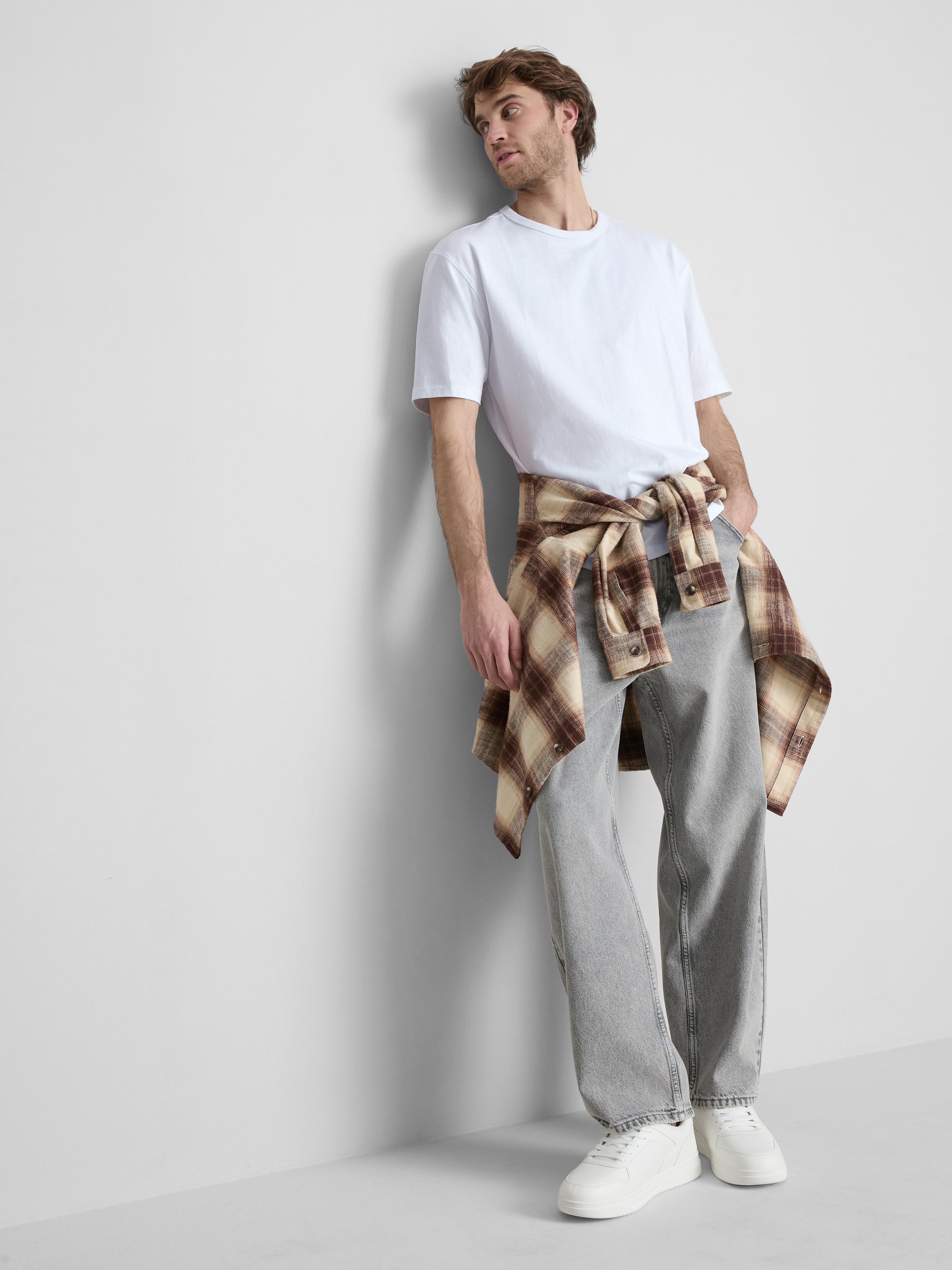 Short Sleeve Muscle Fit T-Shirt