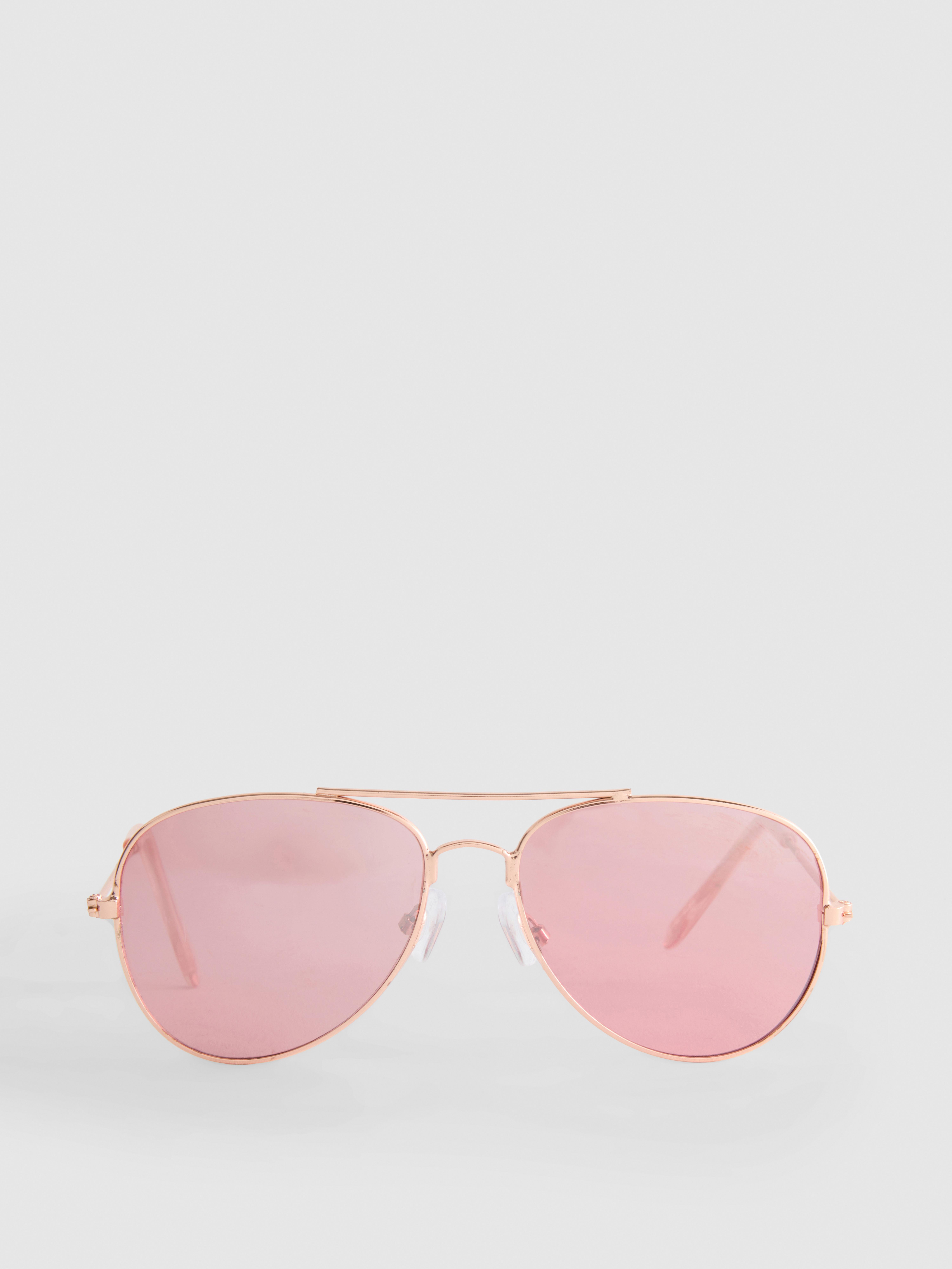 Slnečné okuliare v štýle pilotiek