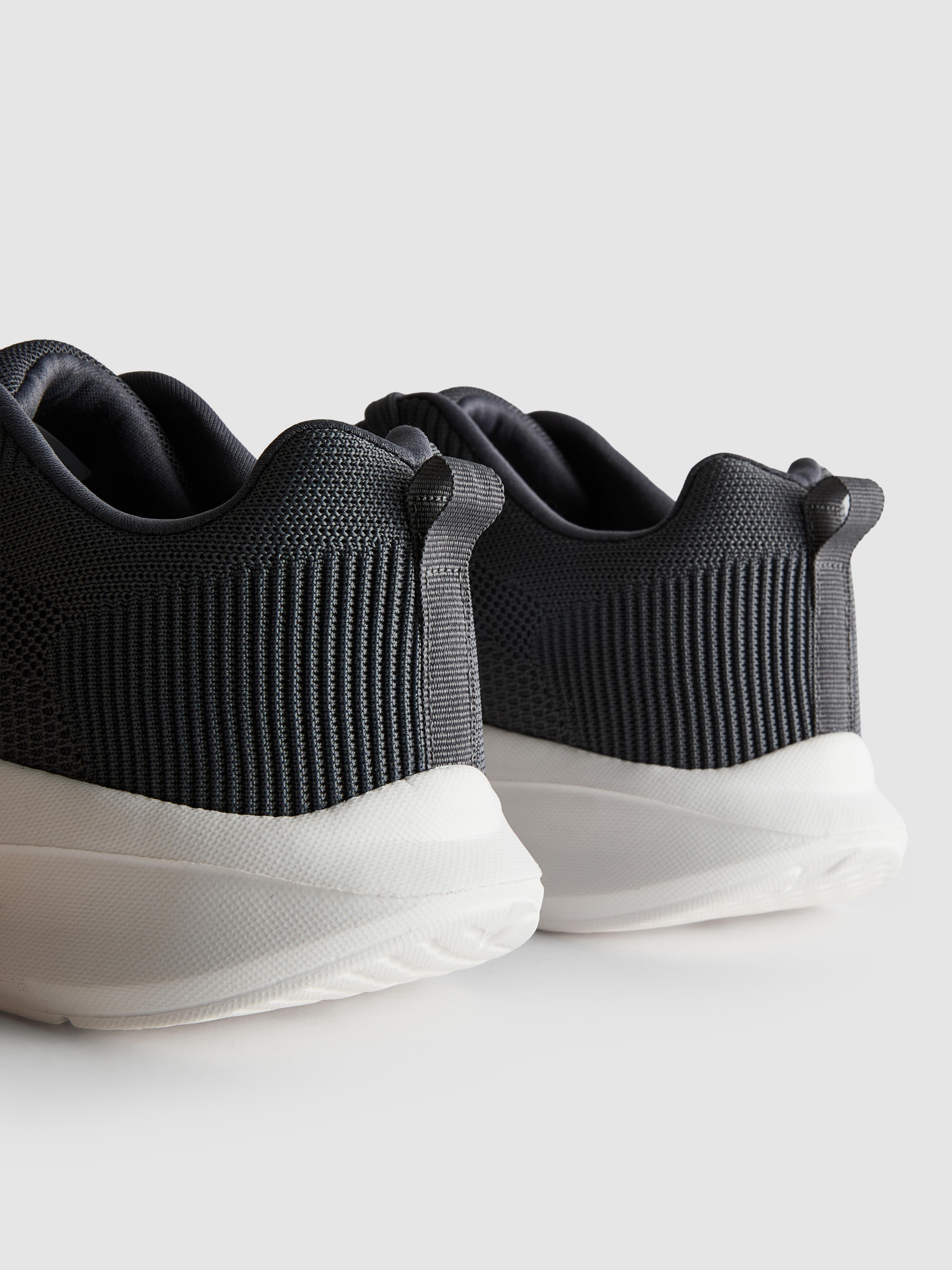 Low Top Sports Trainers