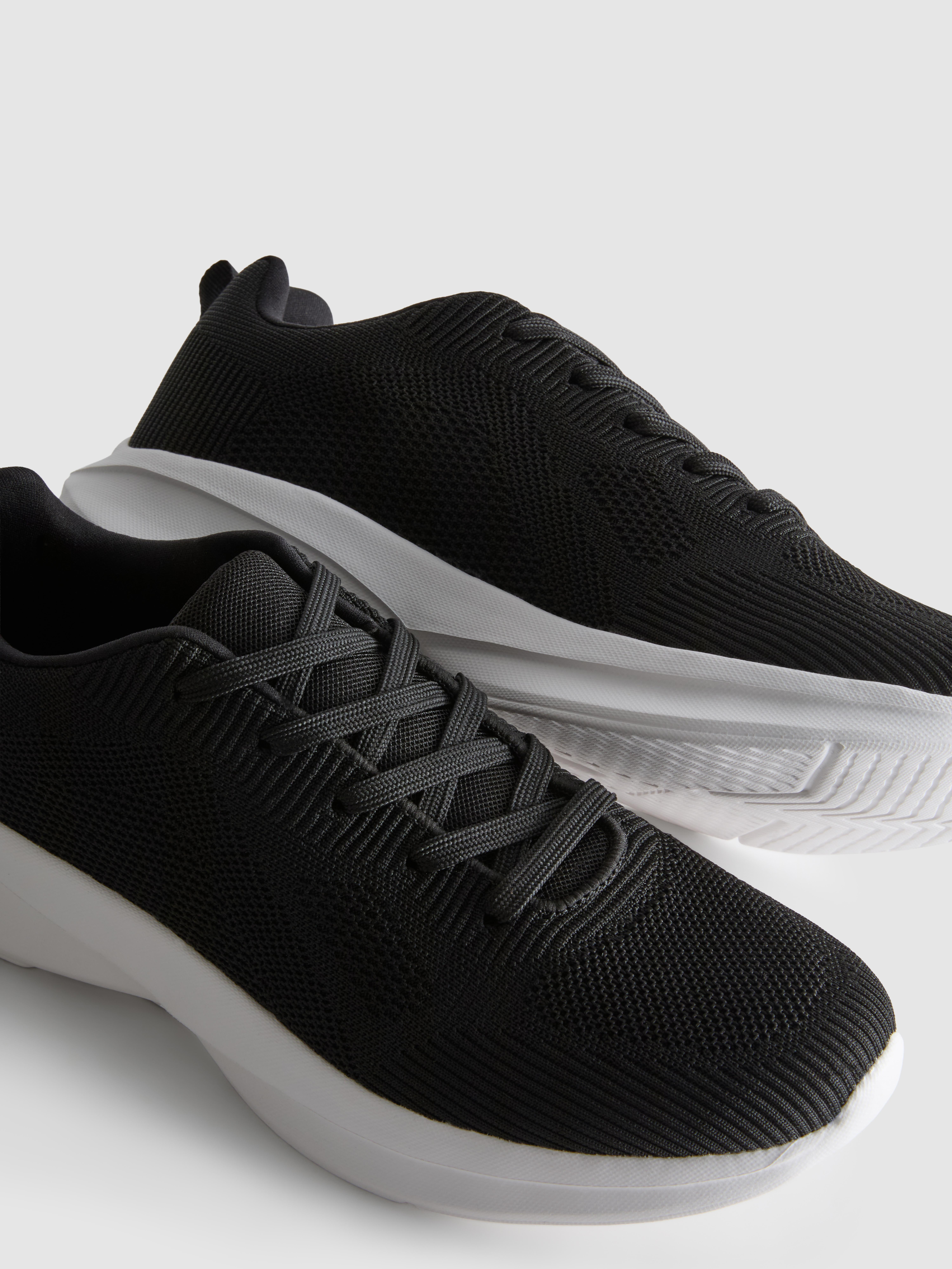 Low Top Sports Sneakers