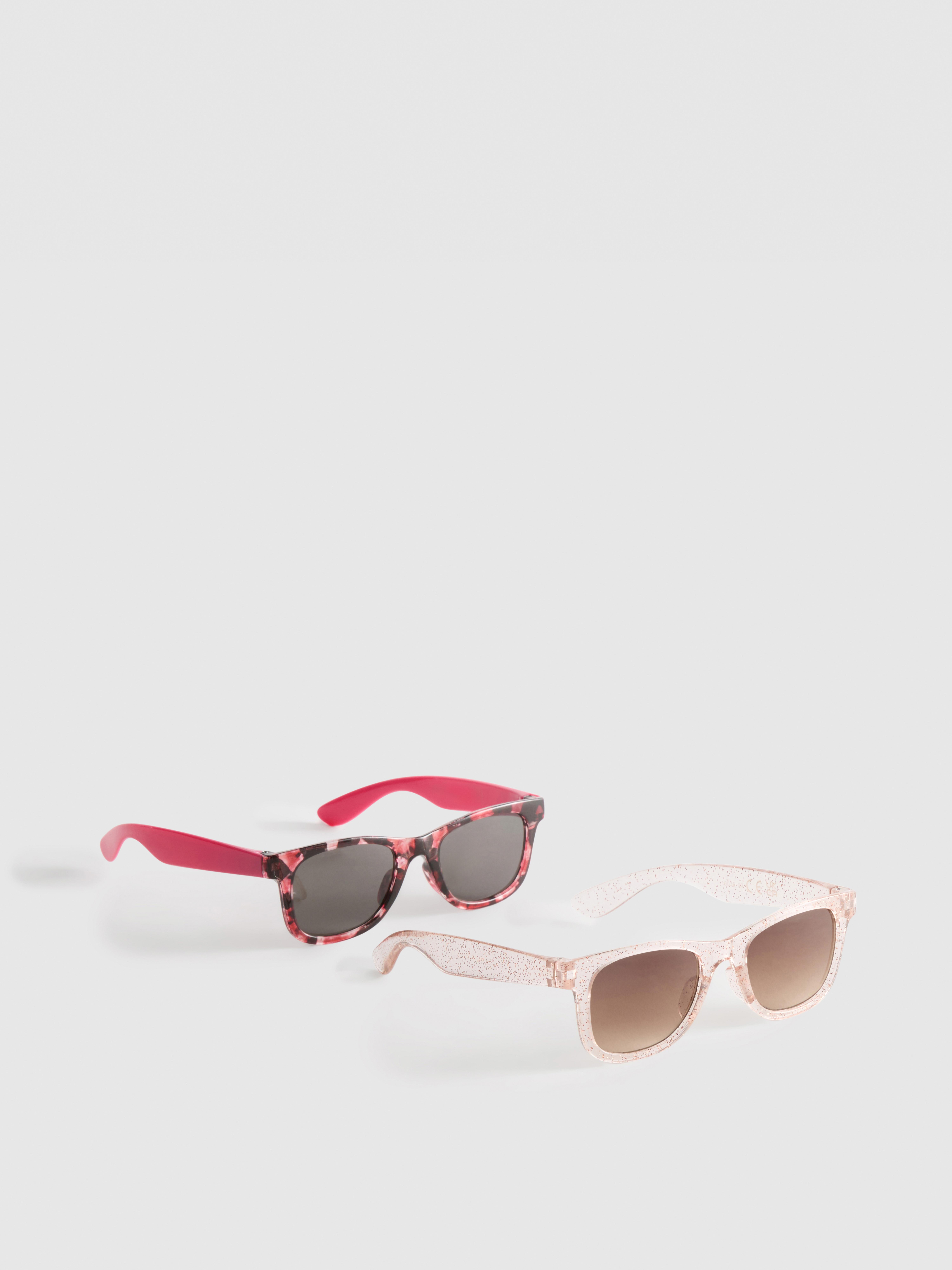 2 perechi de ochelari de soare cu ramă în formă de D