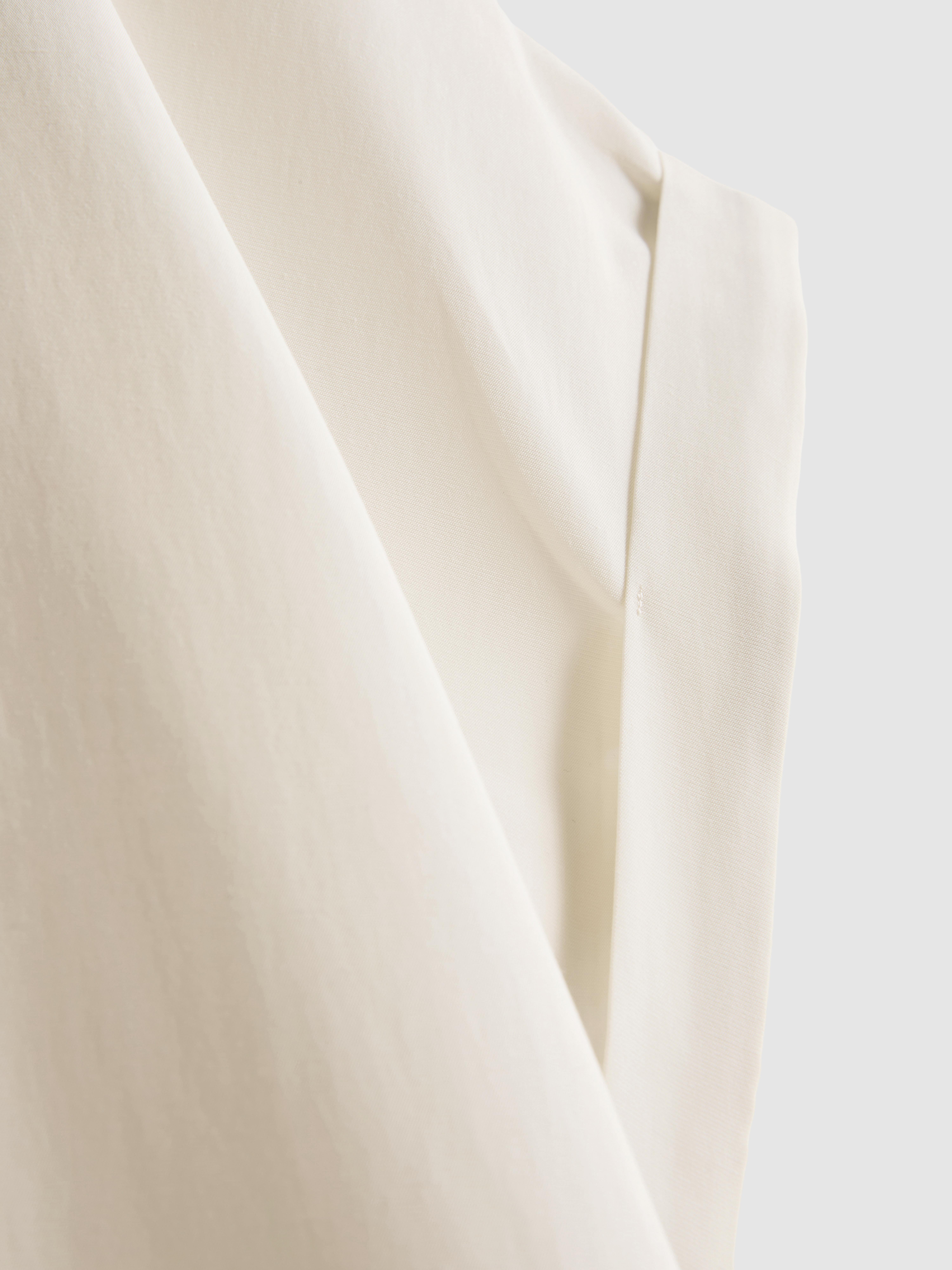 Crew Neck Roll Sleeve Tee