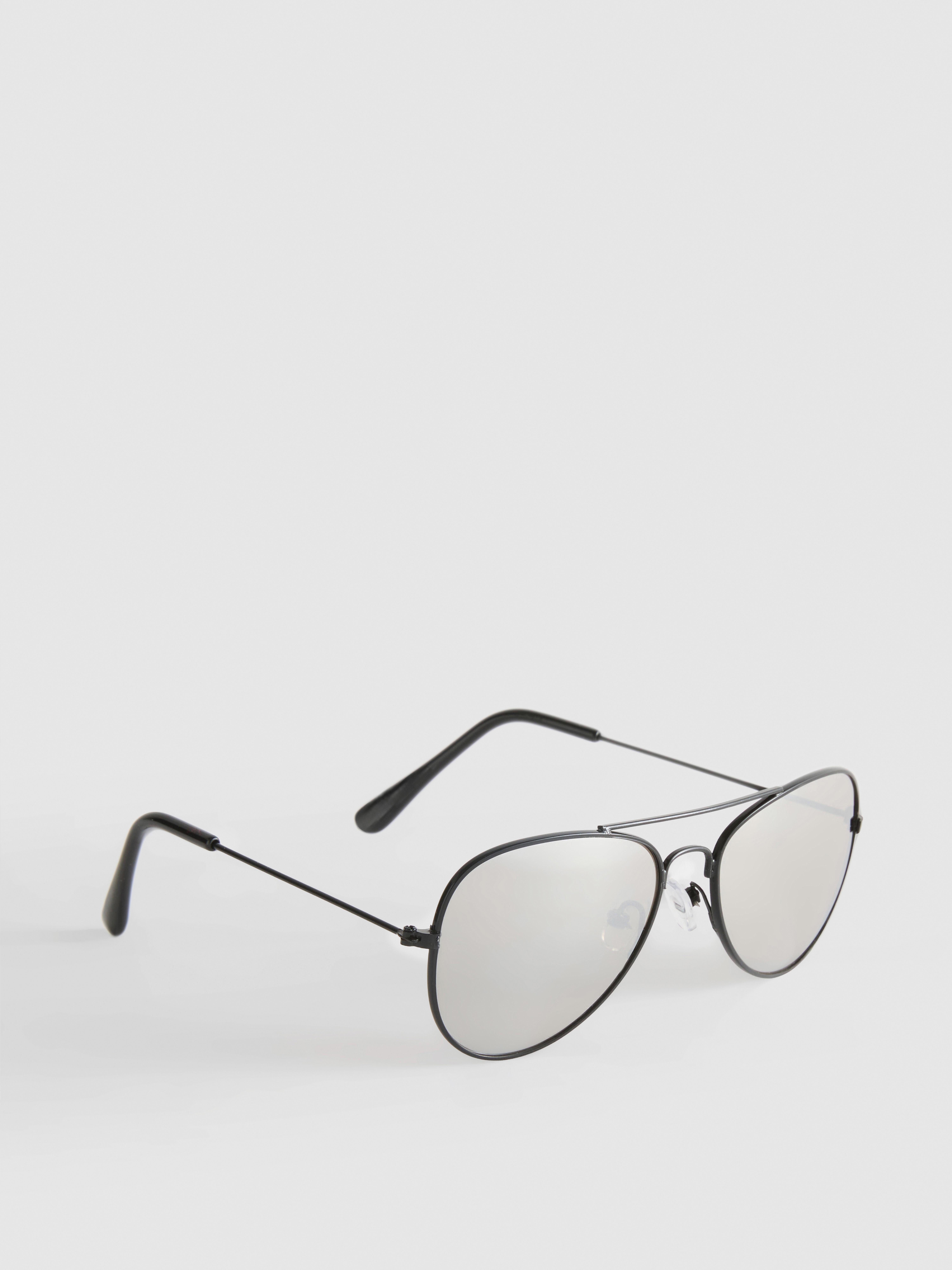Ochelari de soare în stil aviator