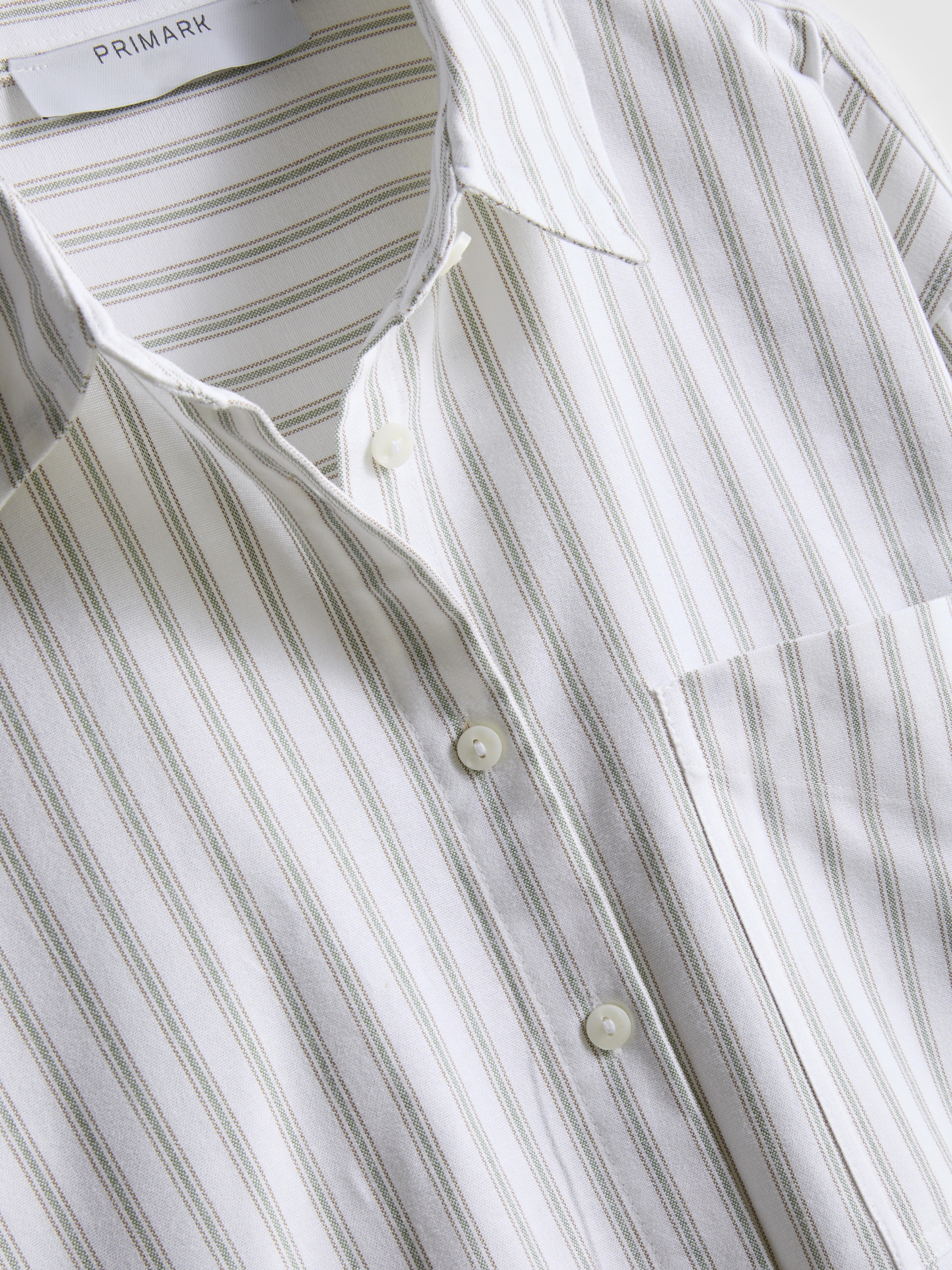 Essential Oxford-Hemd