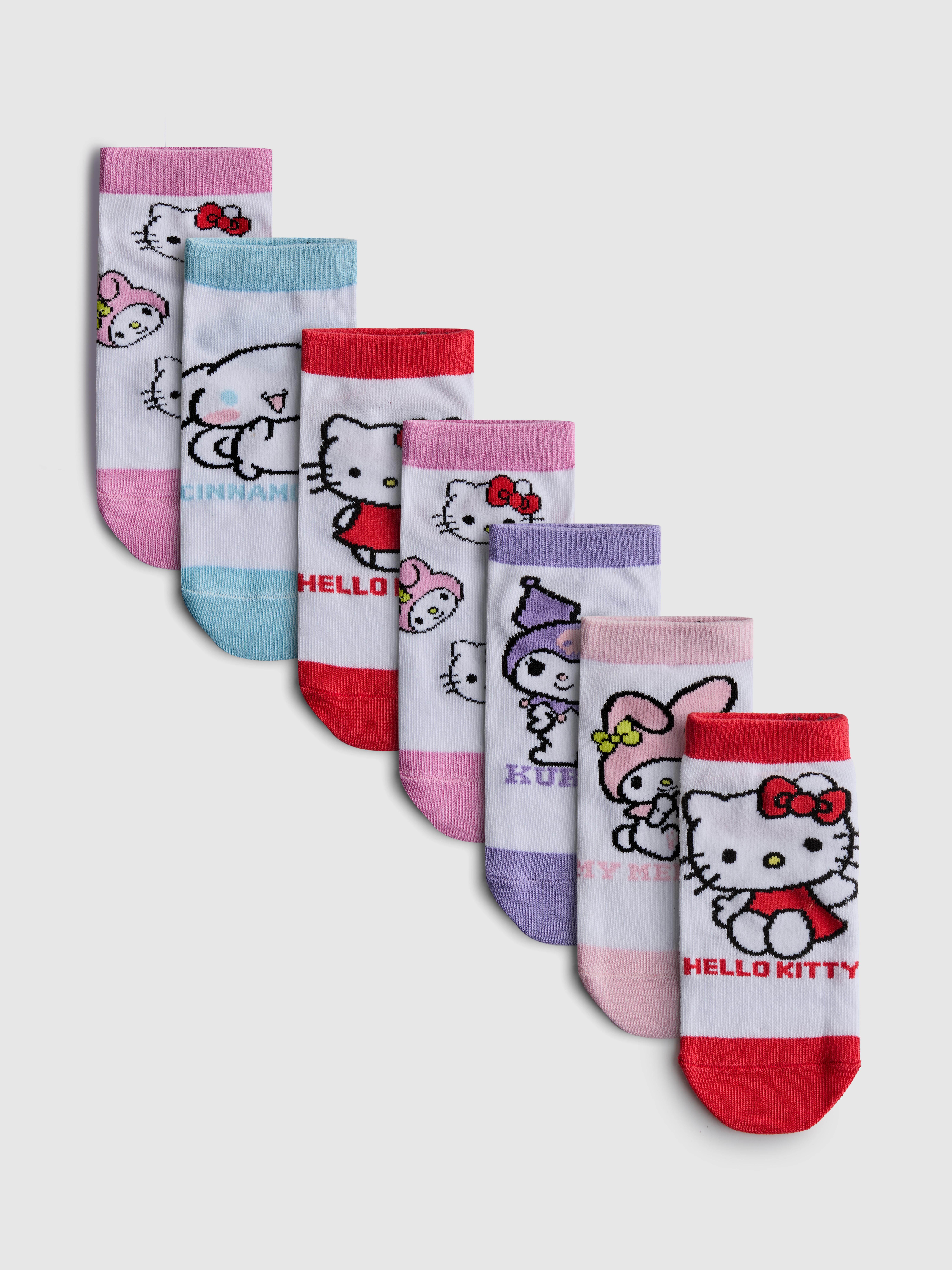 7 pár Hello Kitty-figurás sportzokni