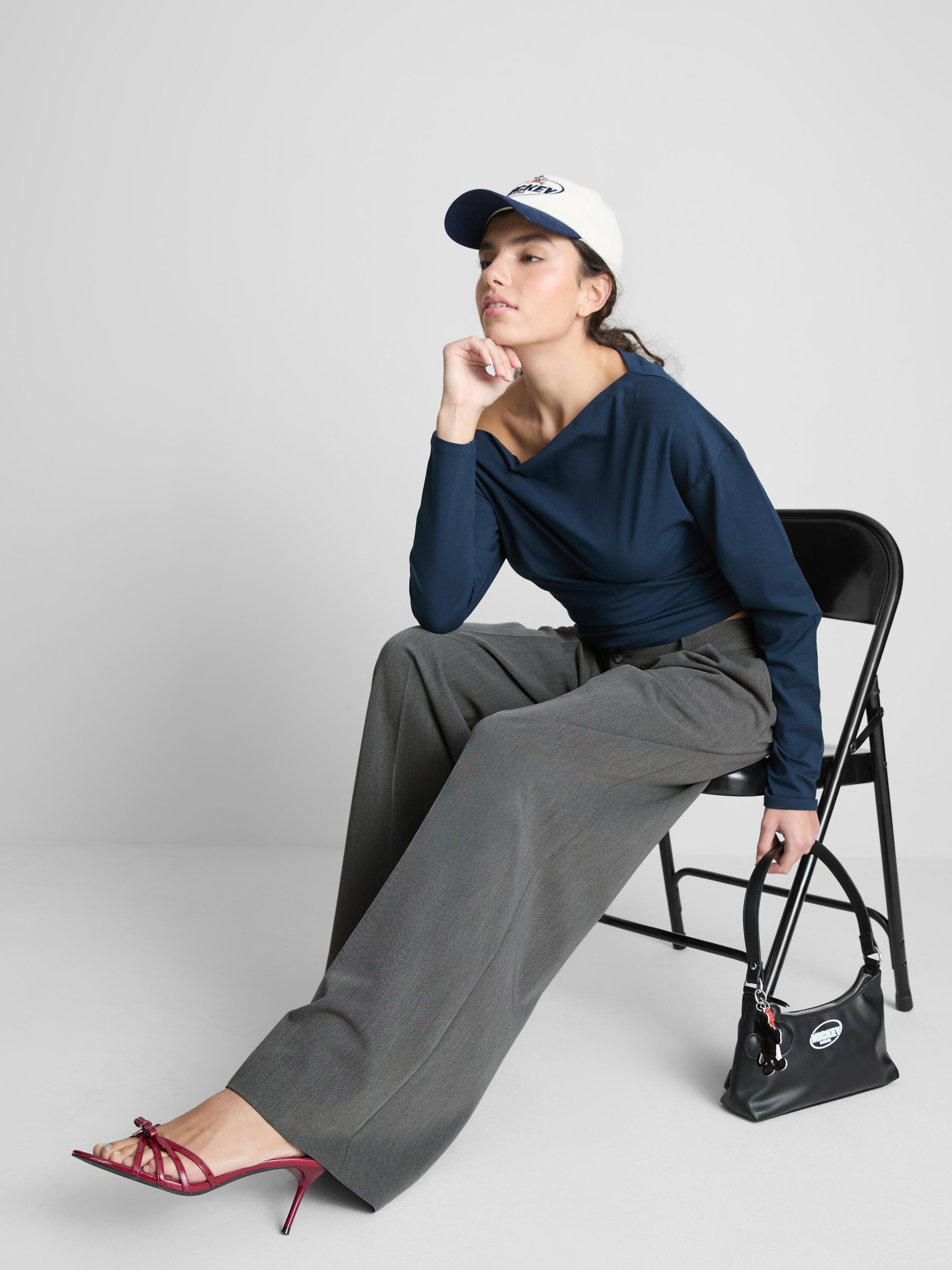 Women's Gray The Primark Scene | Pleated Wide-Leg Pants