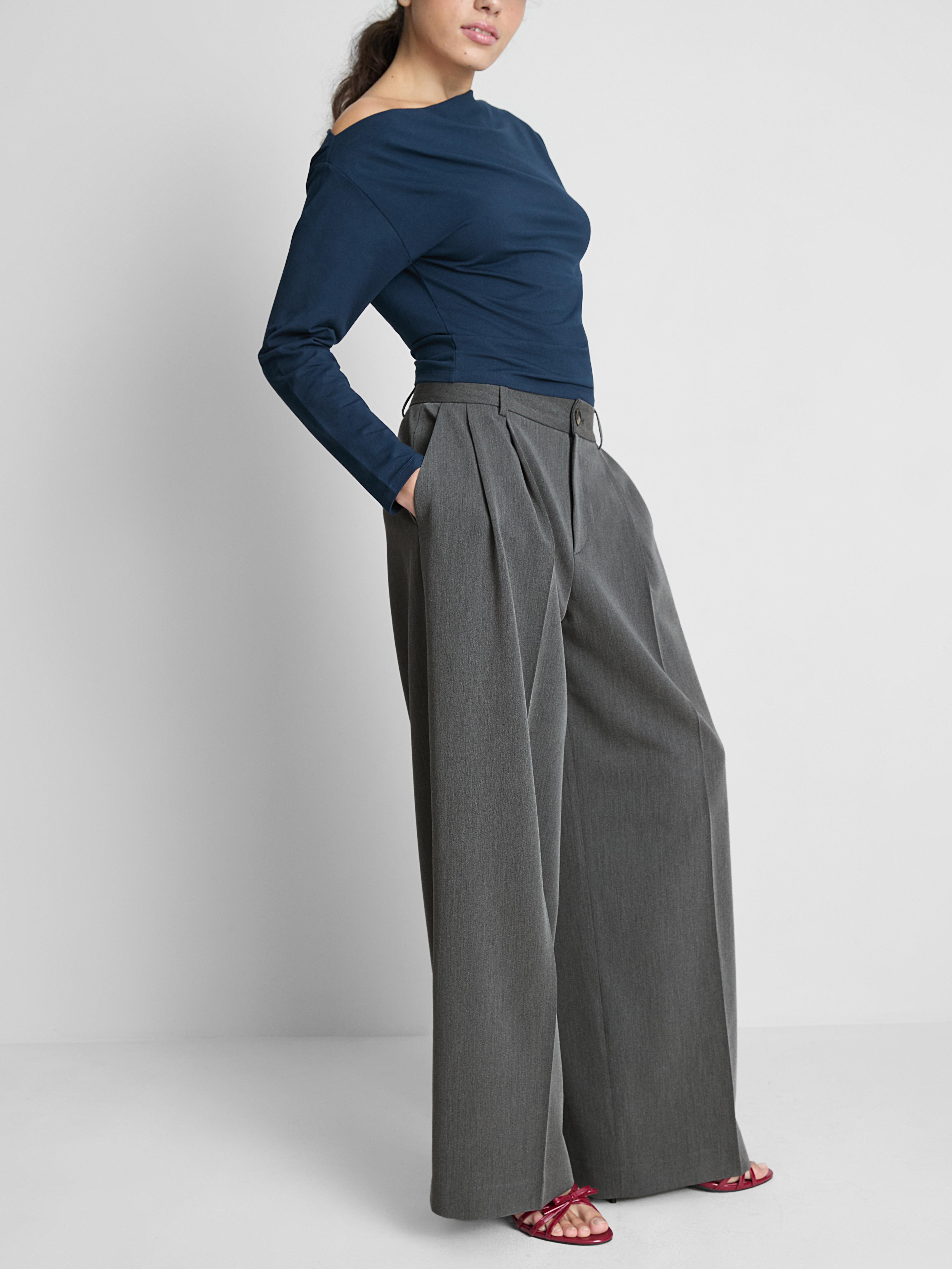 Women's Gray The Primark Scene | Pleated Wide-Leg Pants