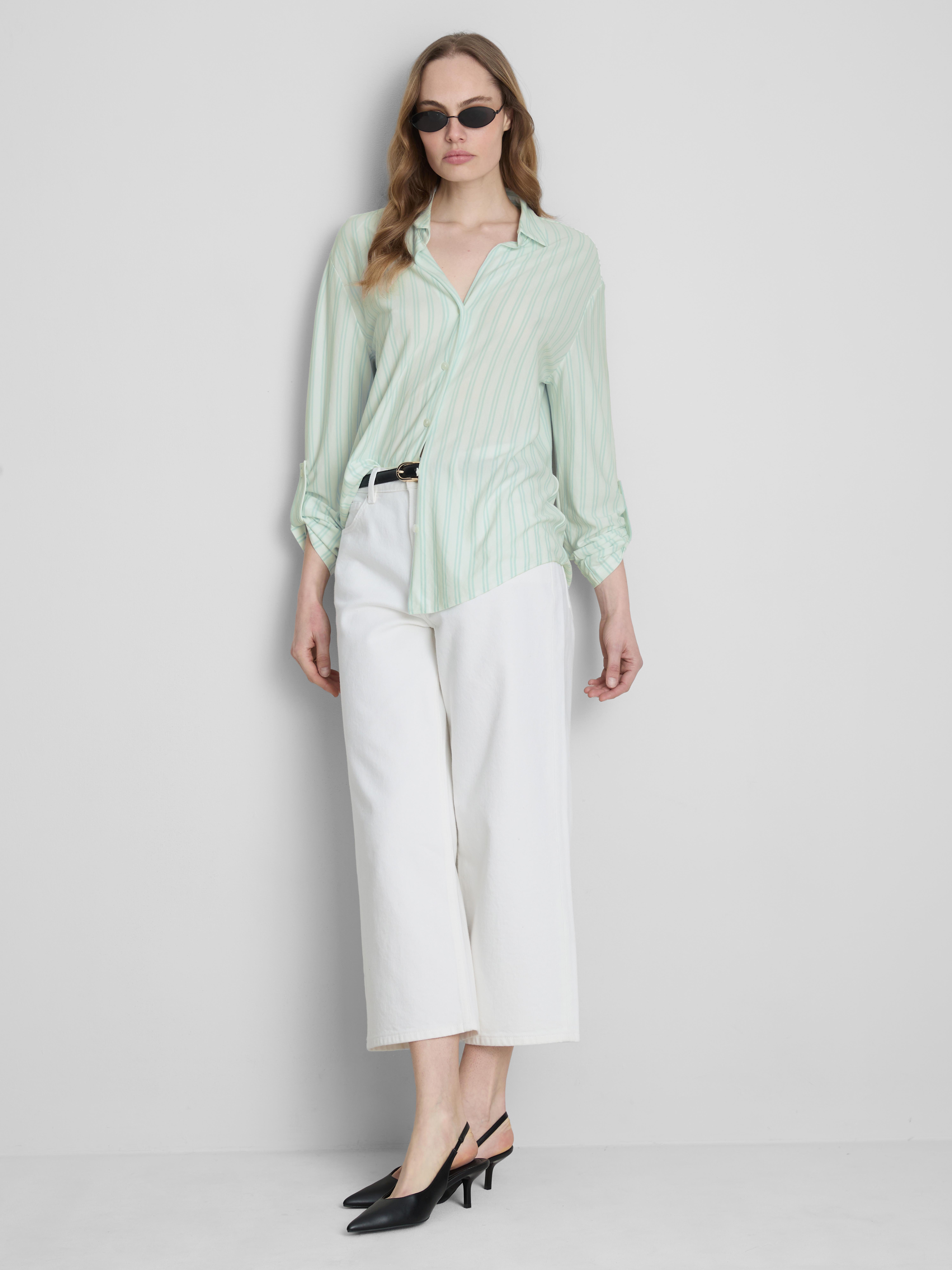 Curved Hem Relaxed Shirt Mint