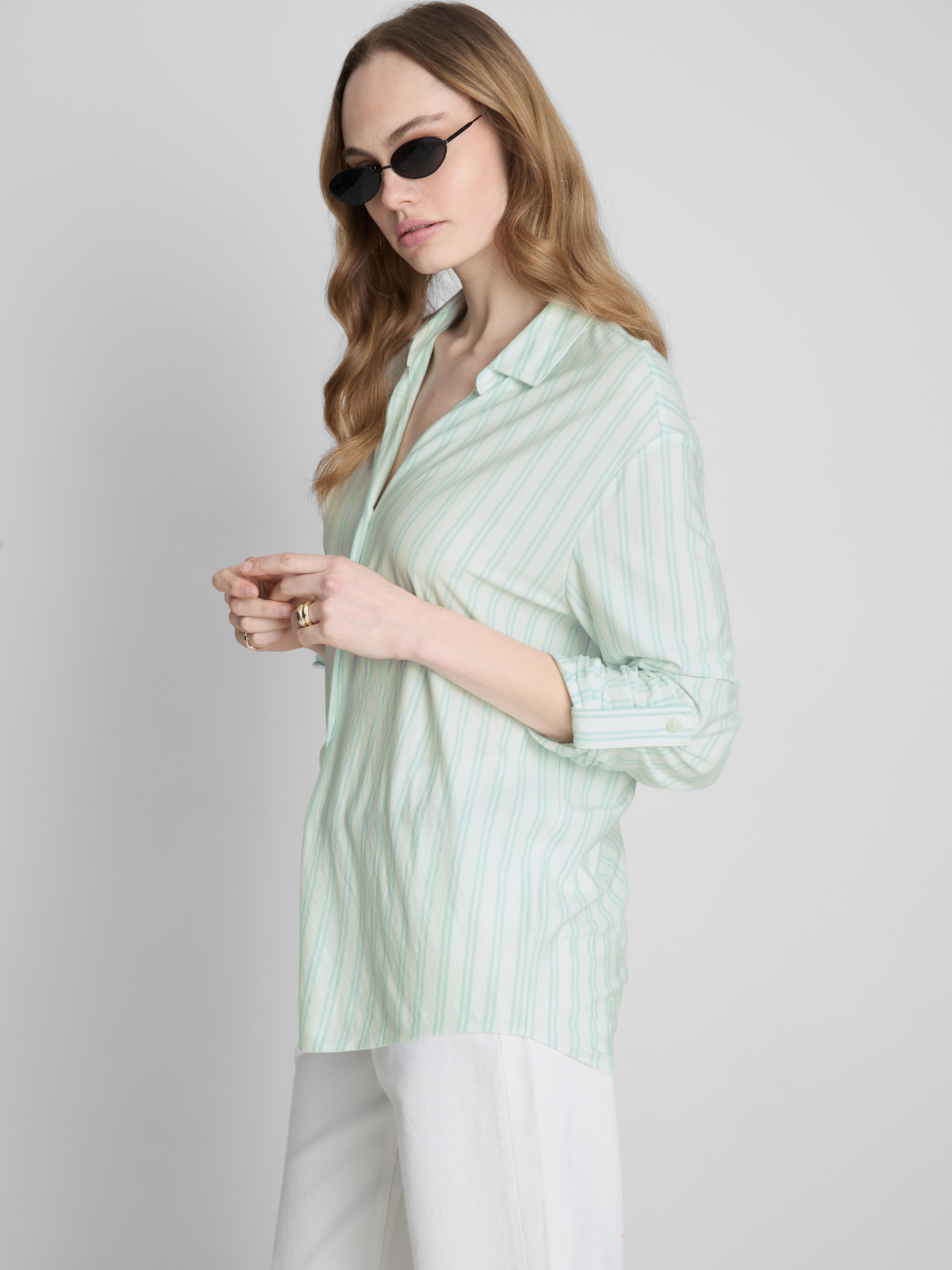 Chemise décontractée à ourlet arrondi