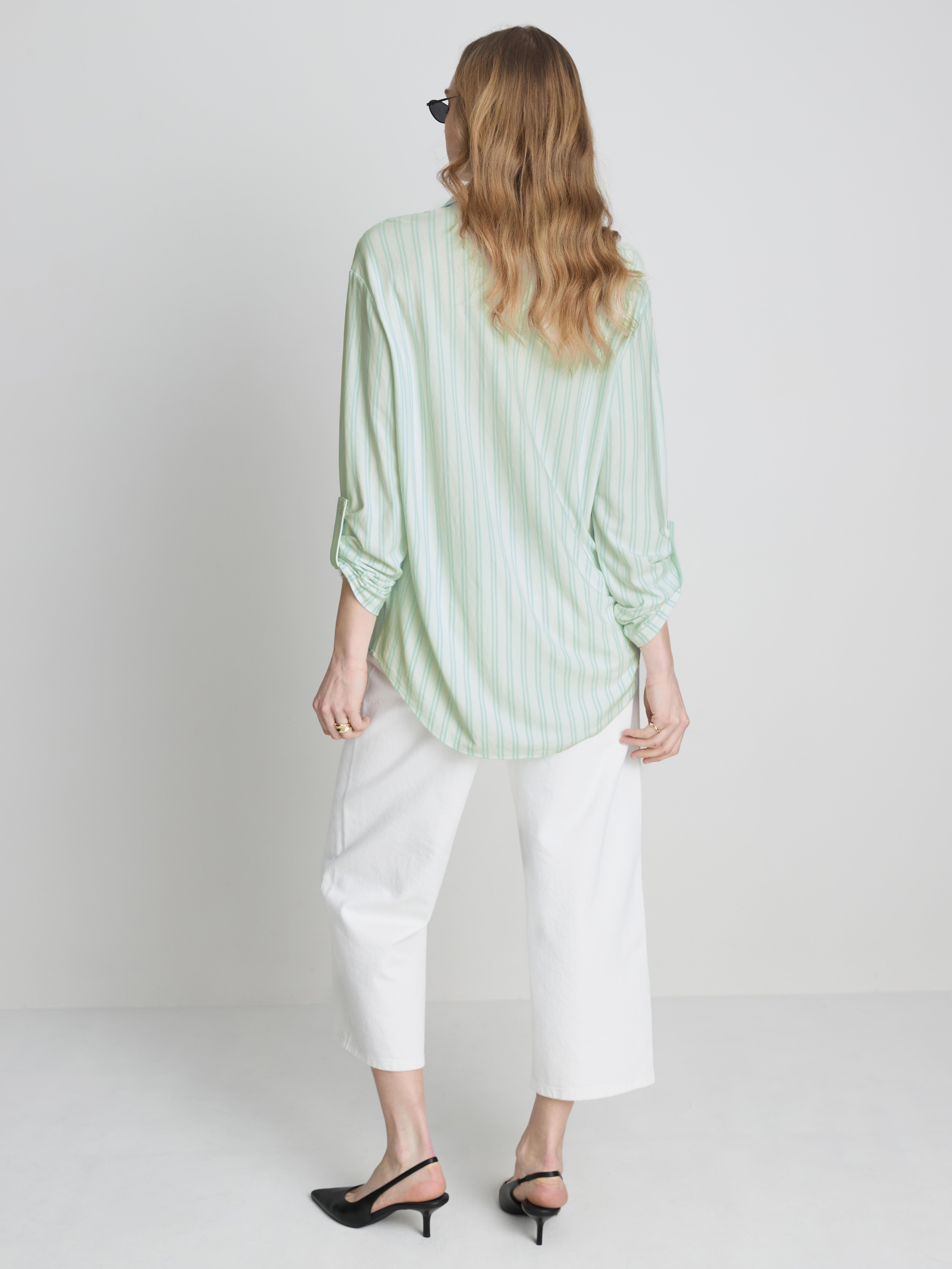Chemise décontractée à ourlet arrondi