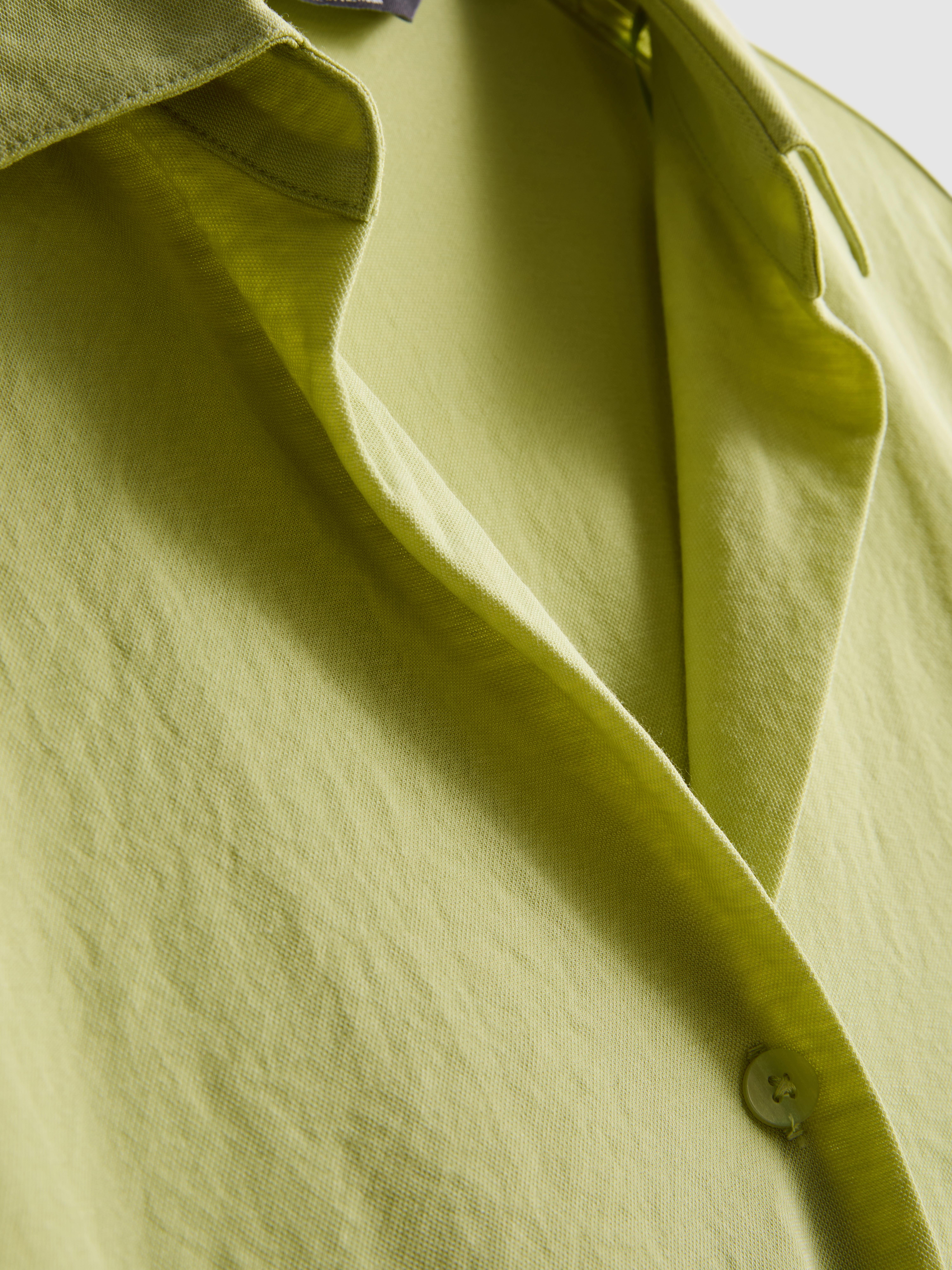 Curved Hem Relaxed Shirt