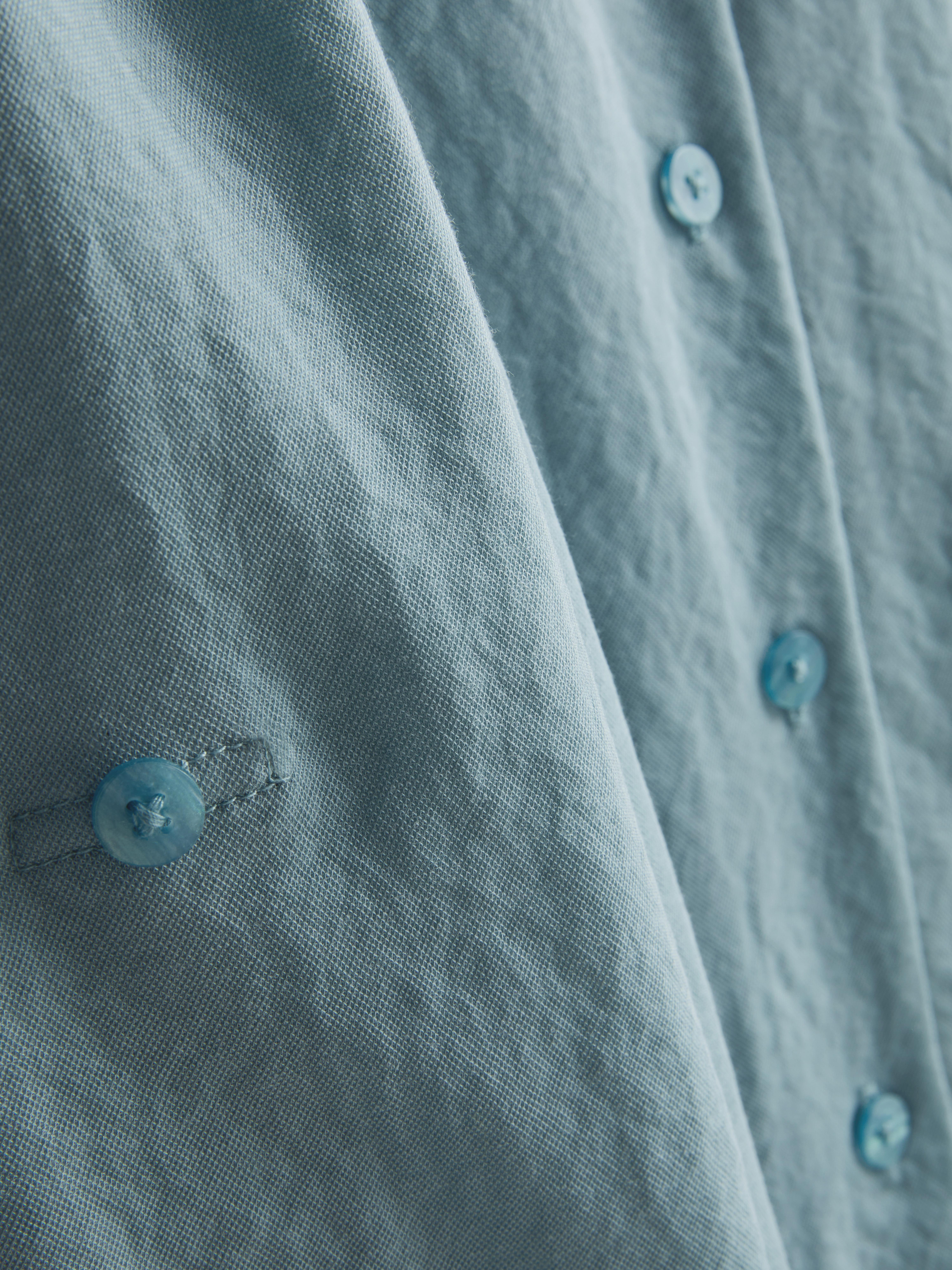 Curved Hem Relaxed Shirt