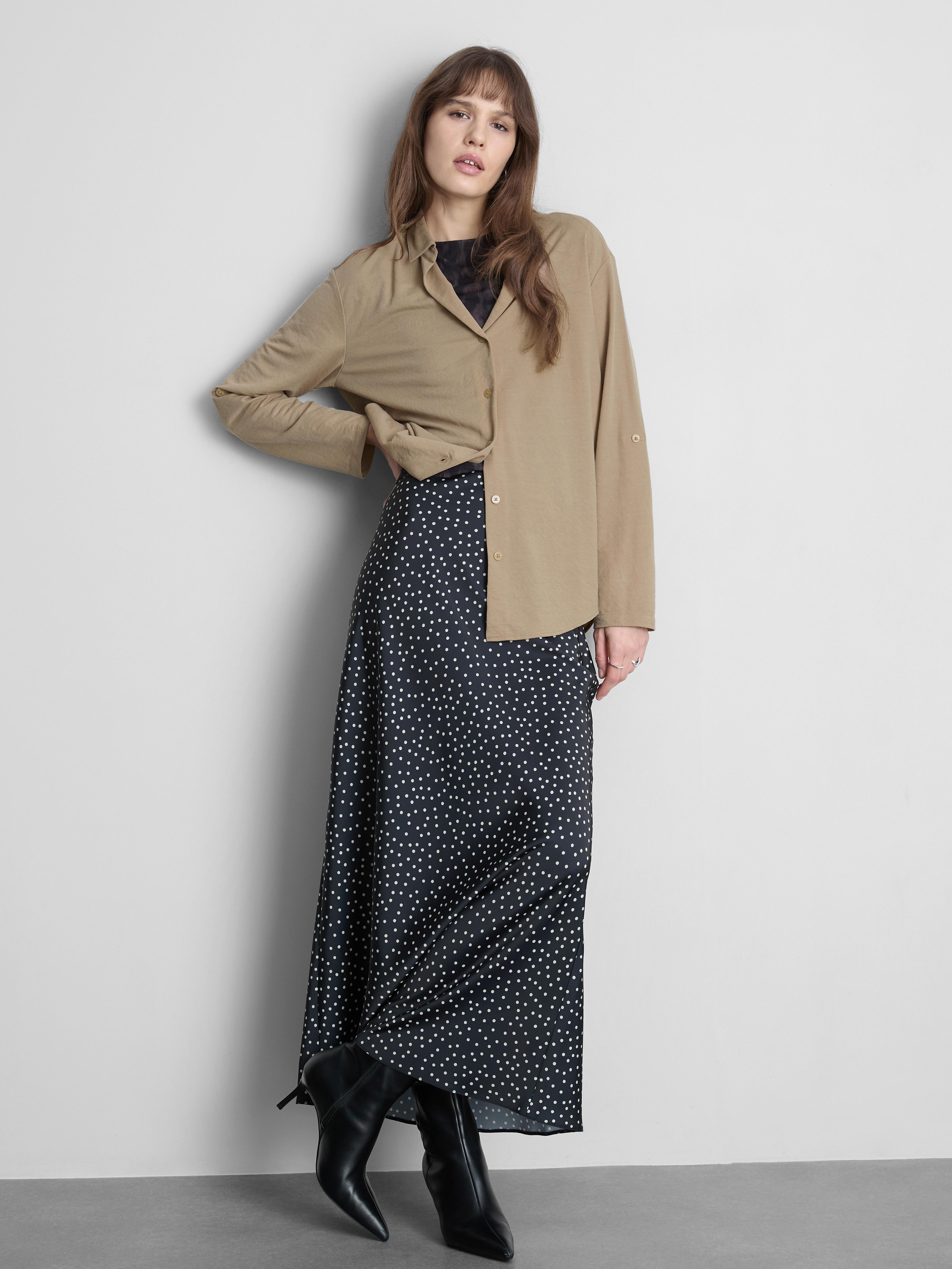 Curved Hem Relaxed Shirt