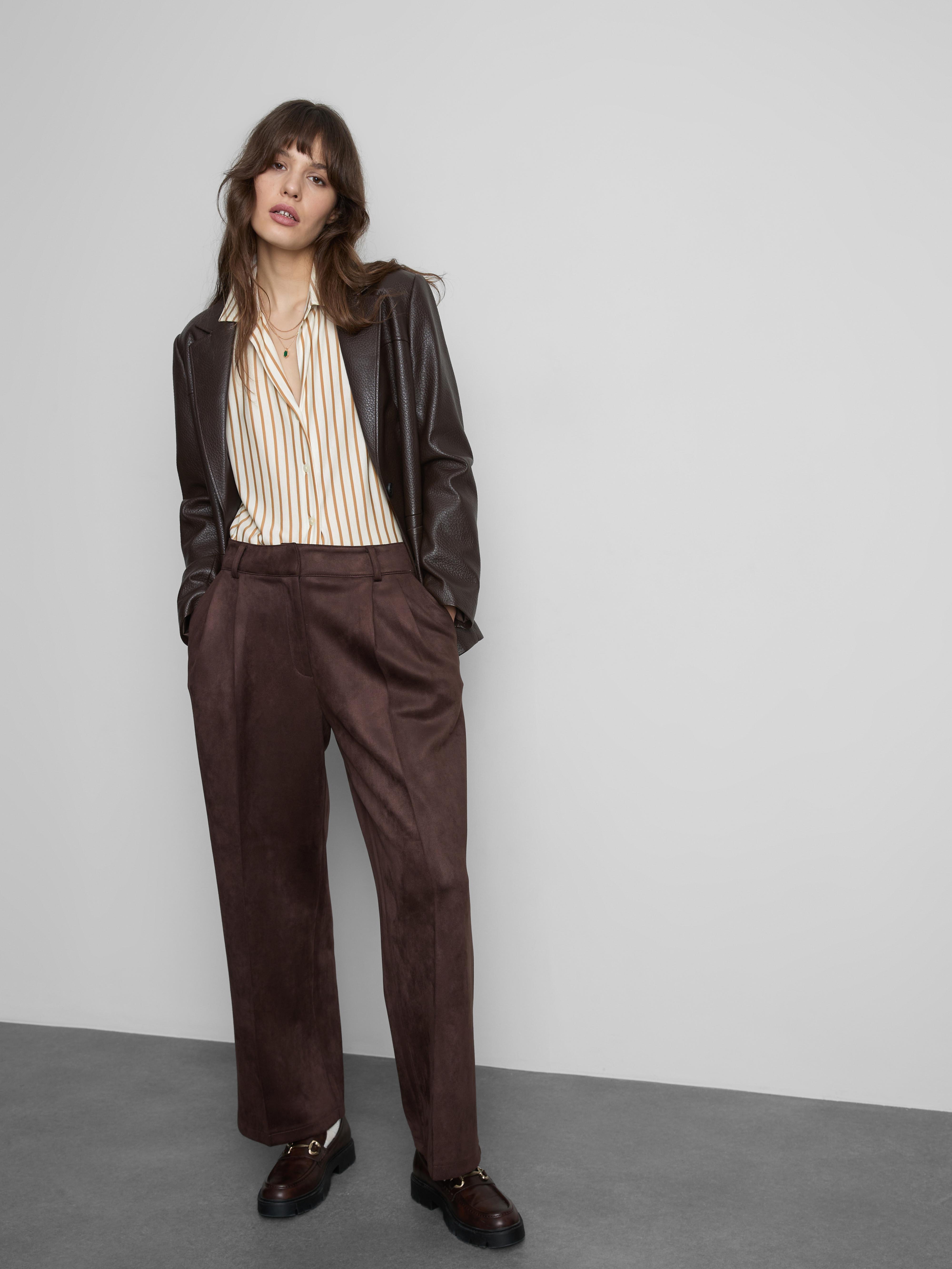 Curved Hem Relaxed Shirt White/Nude