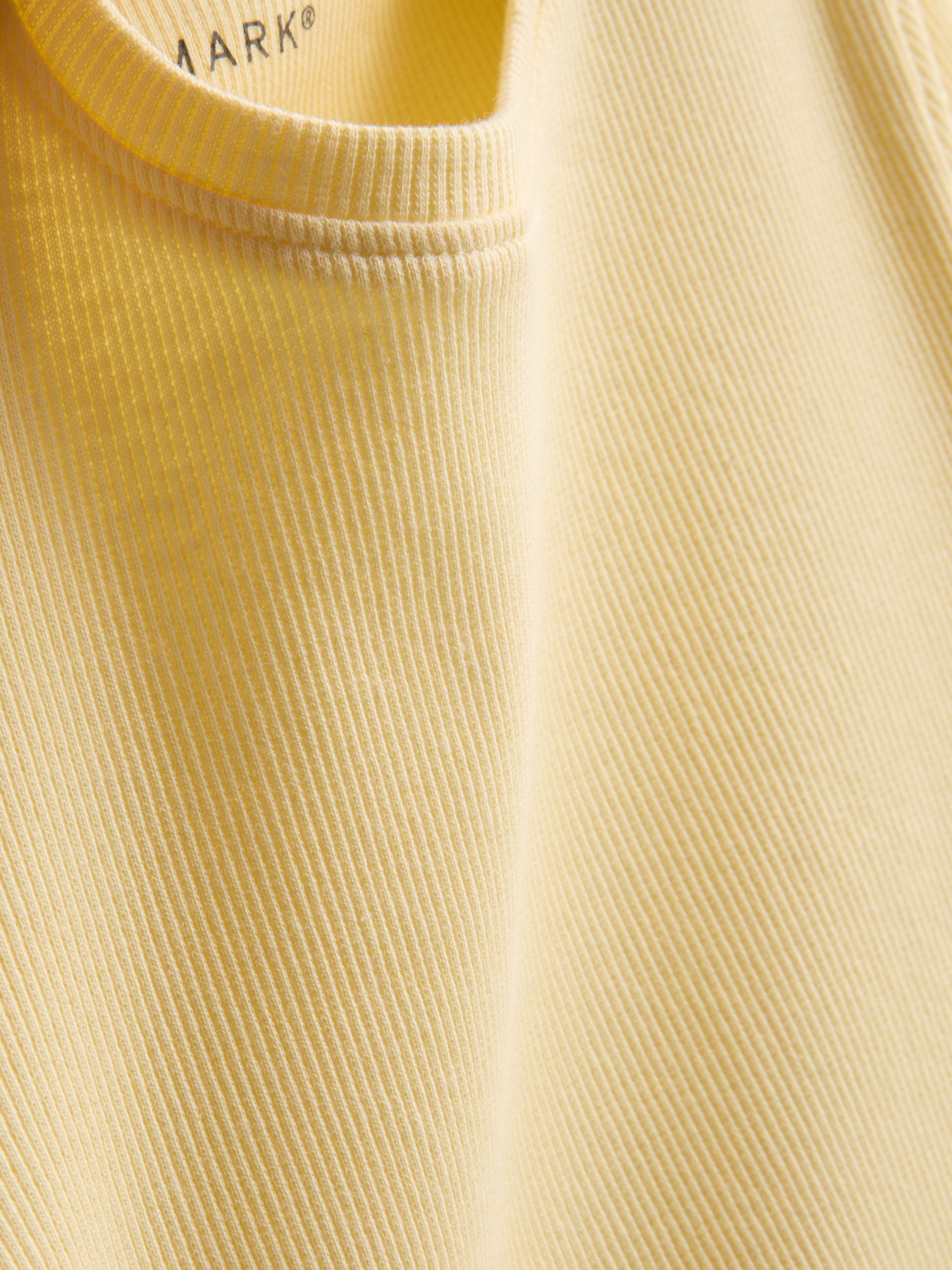1,5–8 Jahre | Geripptes T-Shirt mit gekräuseltem Saum