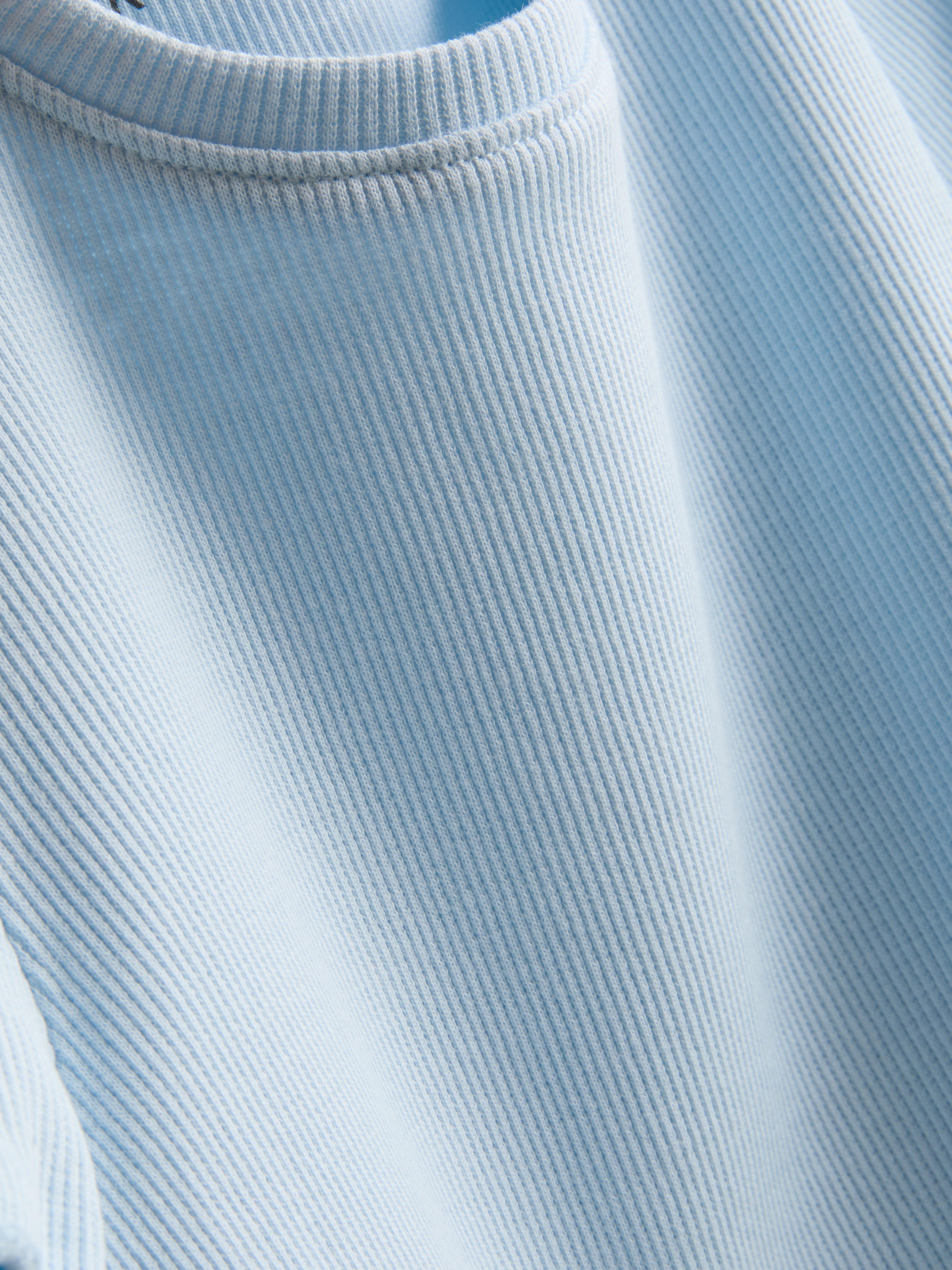 1,5–8 Jahre | Geripptes T-Shirt mit gekräuseltem Saum