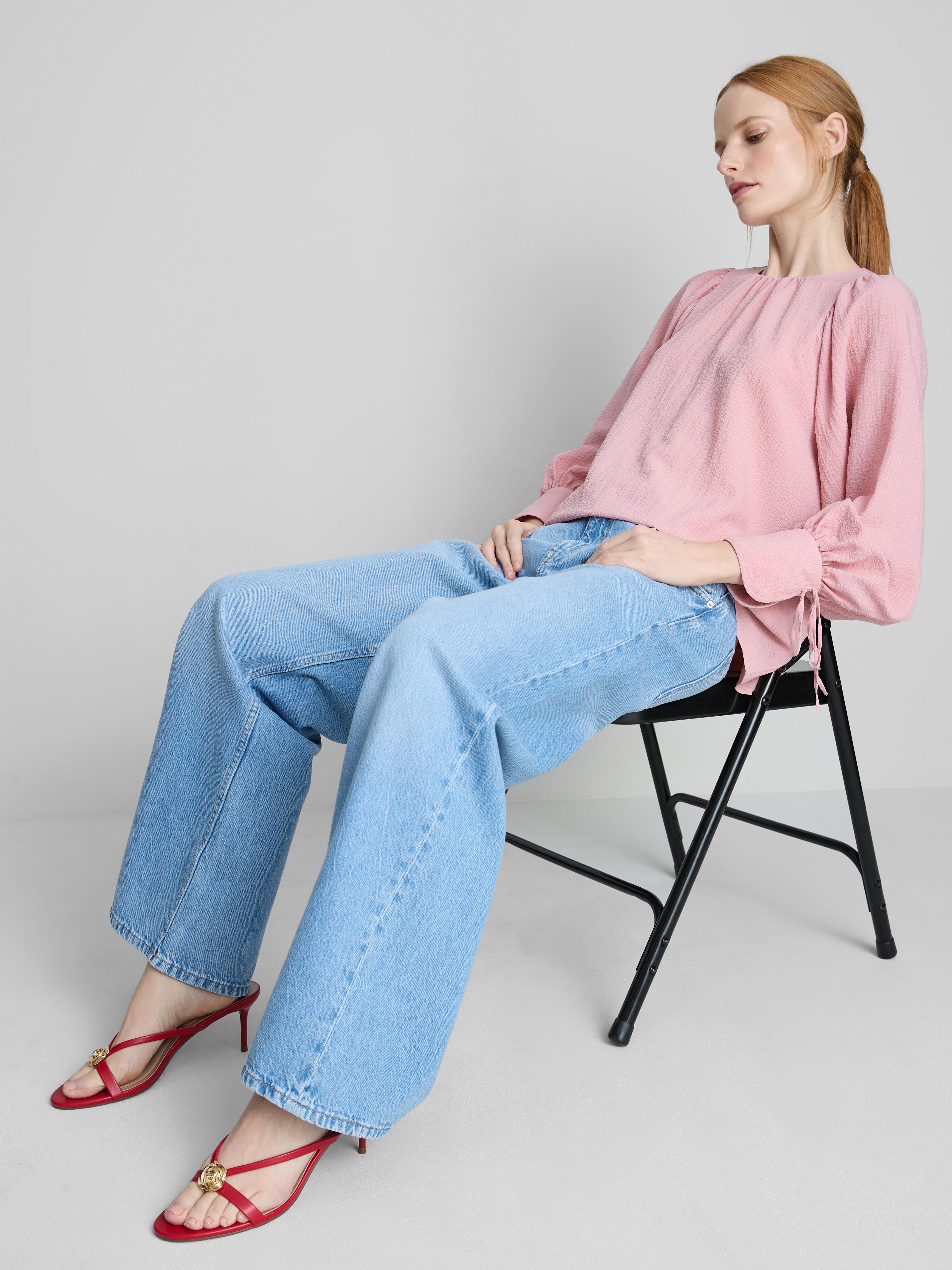 Textúrovaná blúzka s balónovými rukávmi