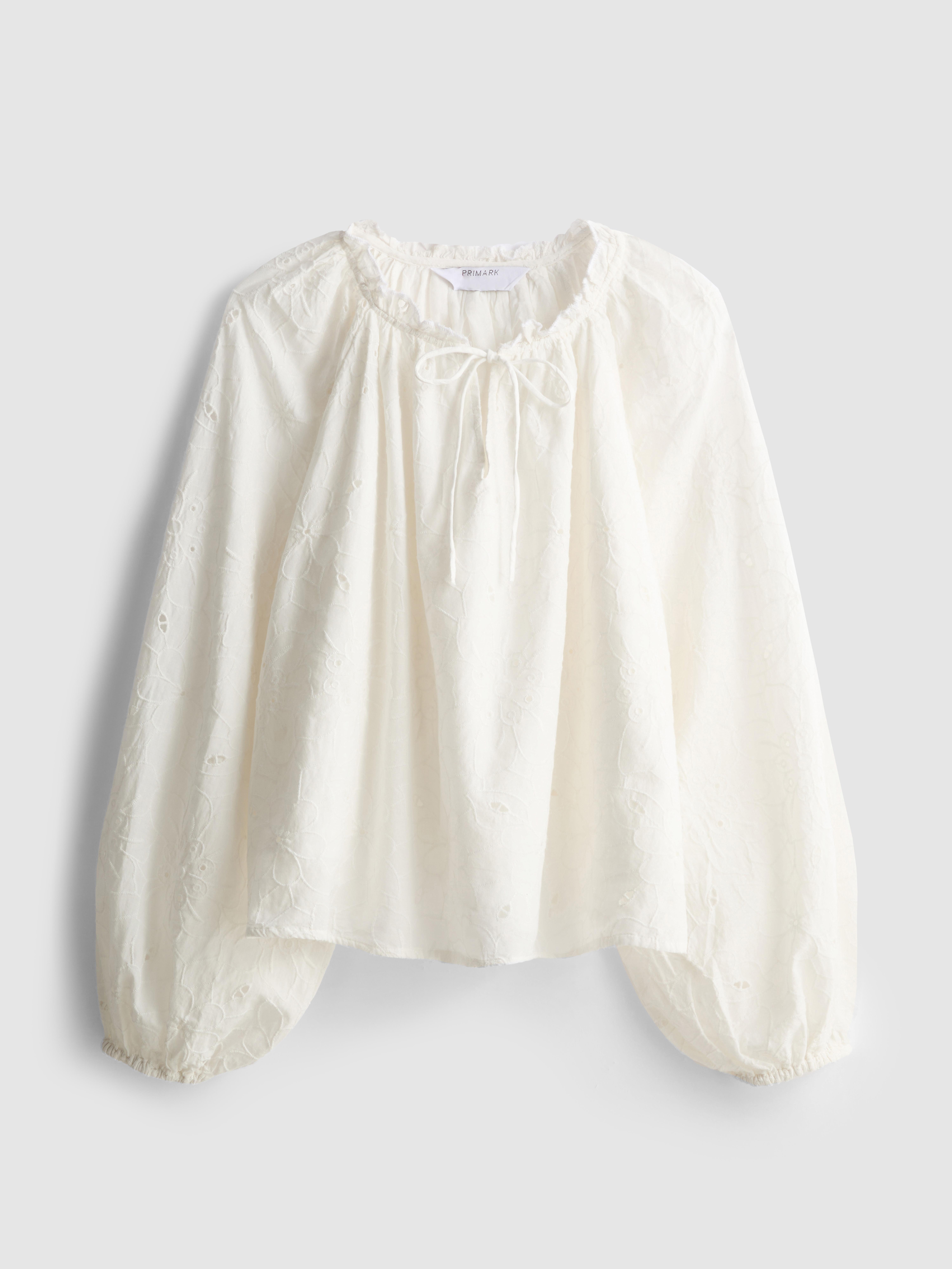 Geborduurde blouse met ballonmouwen