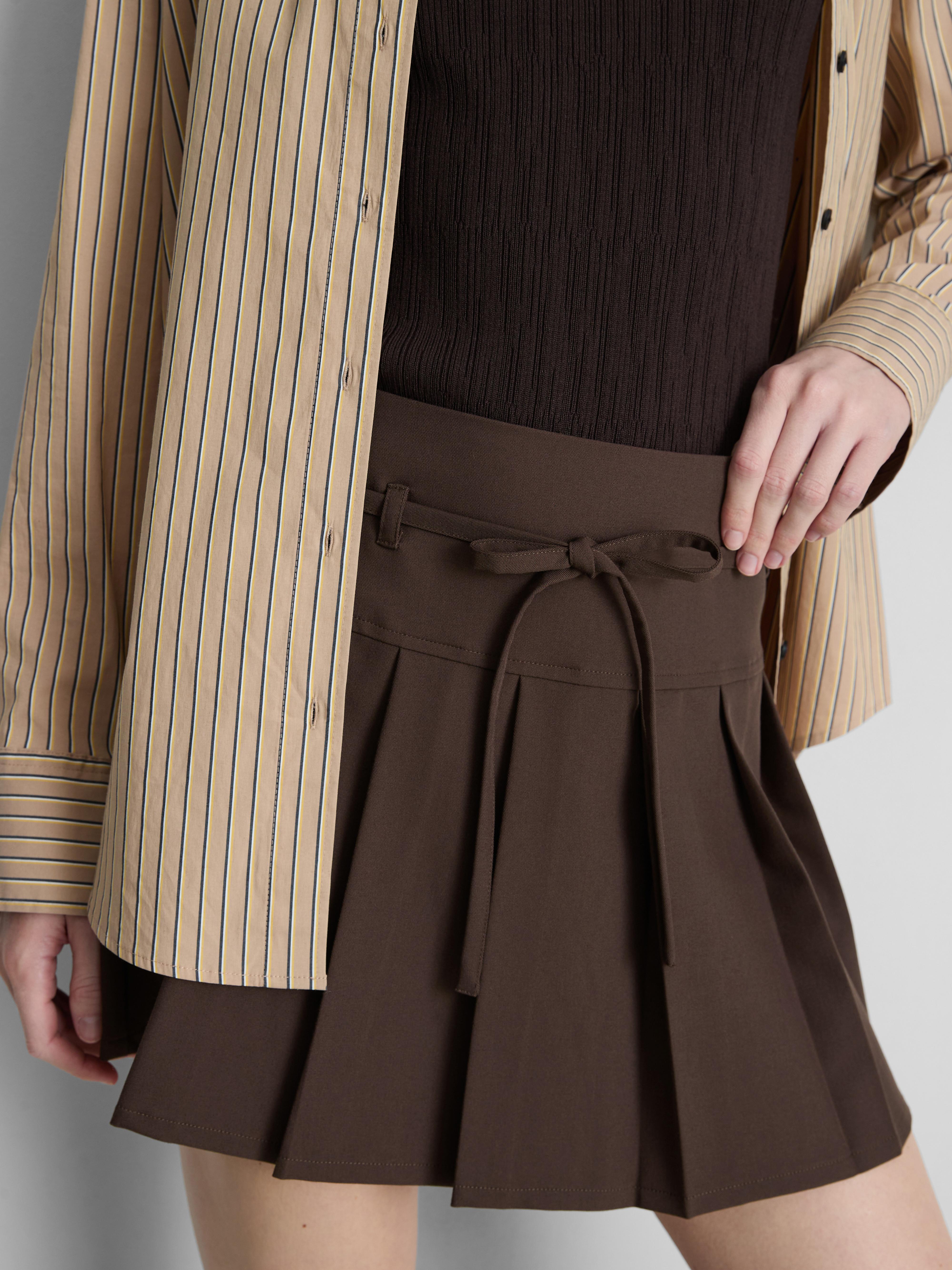 Mini-plooirok met ceintuur