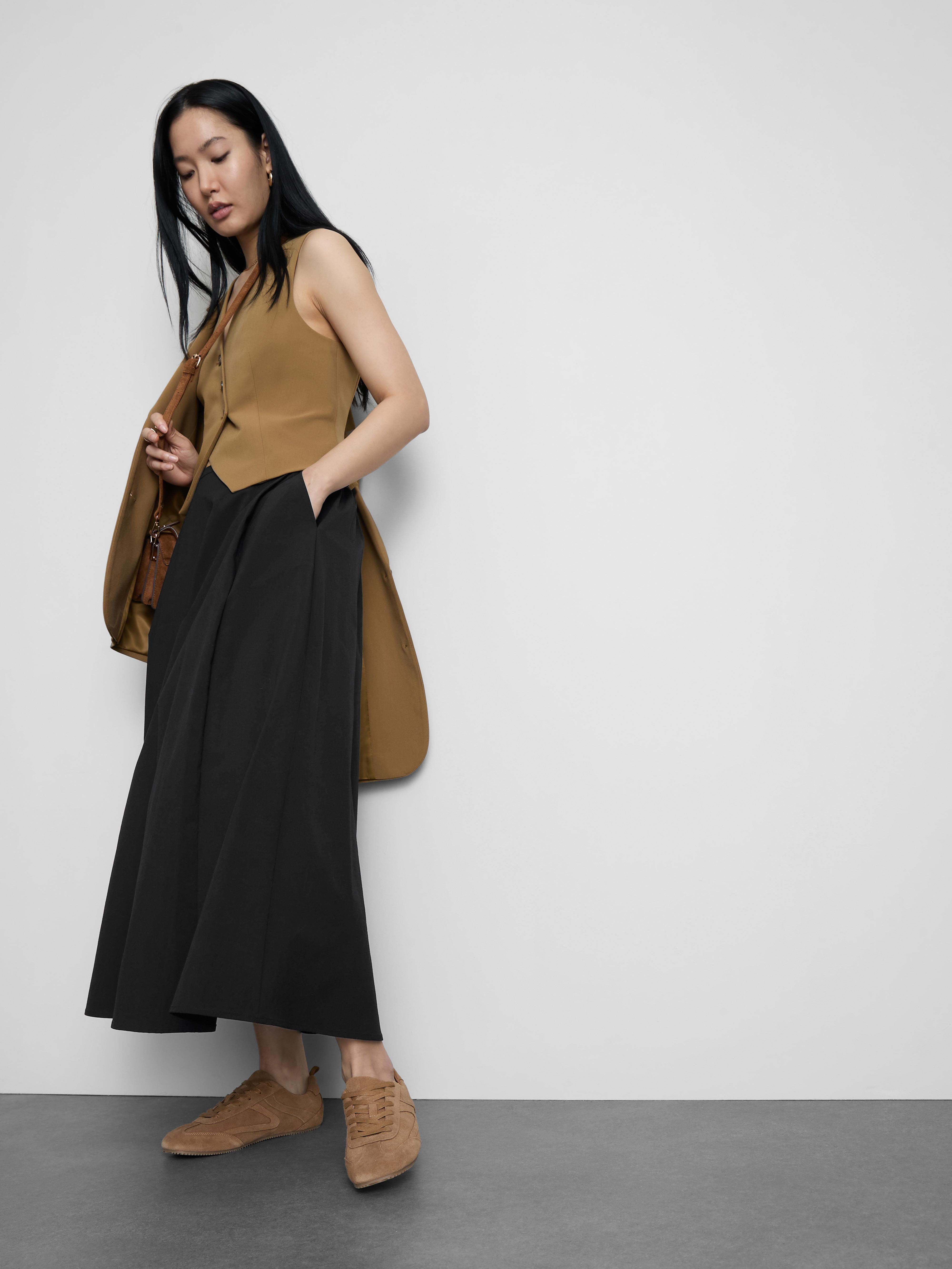 Women's Black Circle Midi Skirt