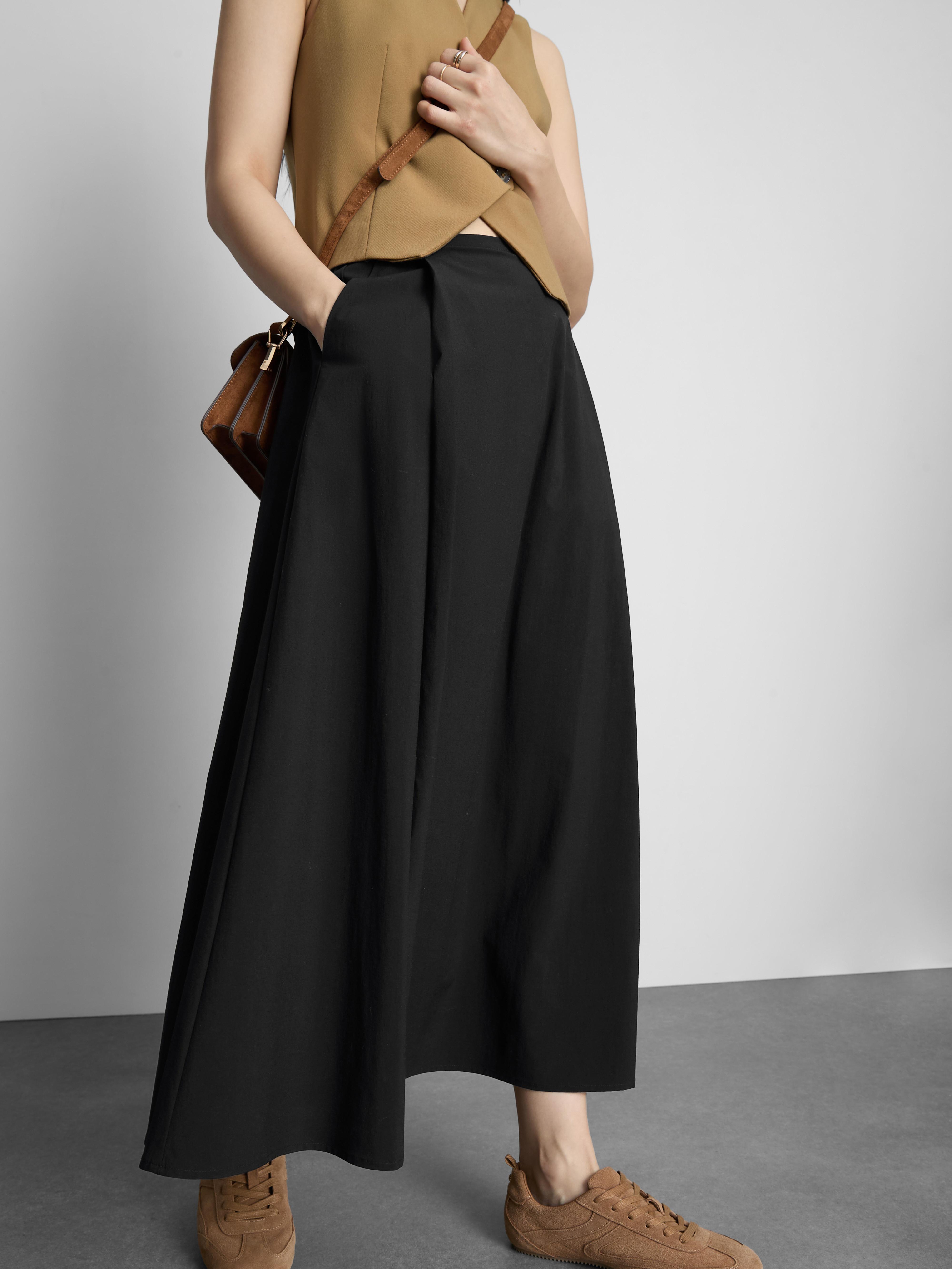 Women's Black Circle Midi Skirt