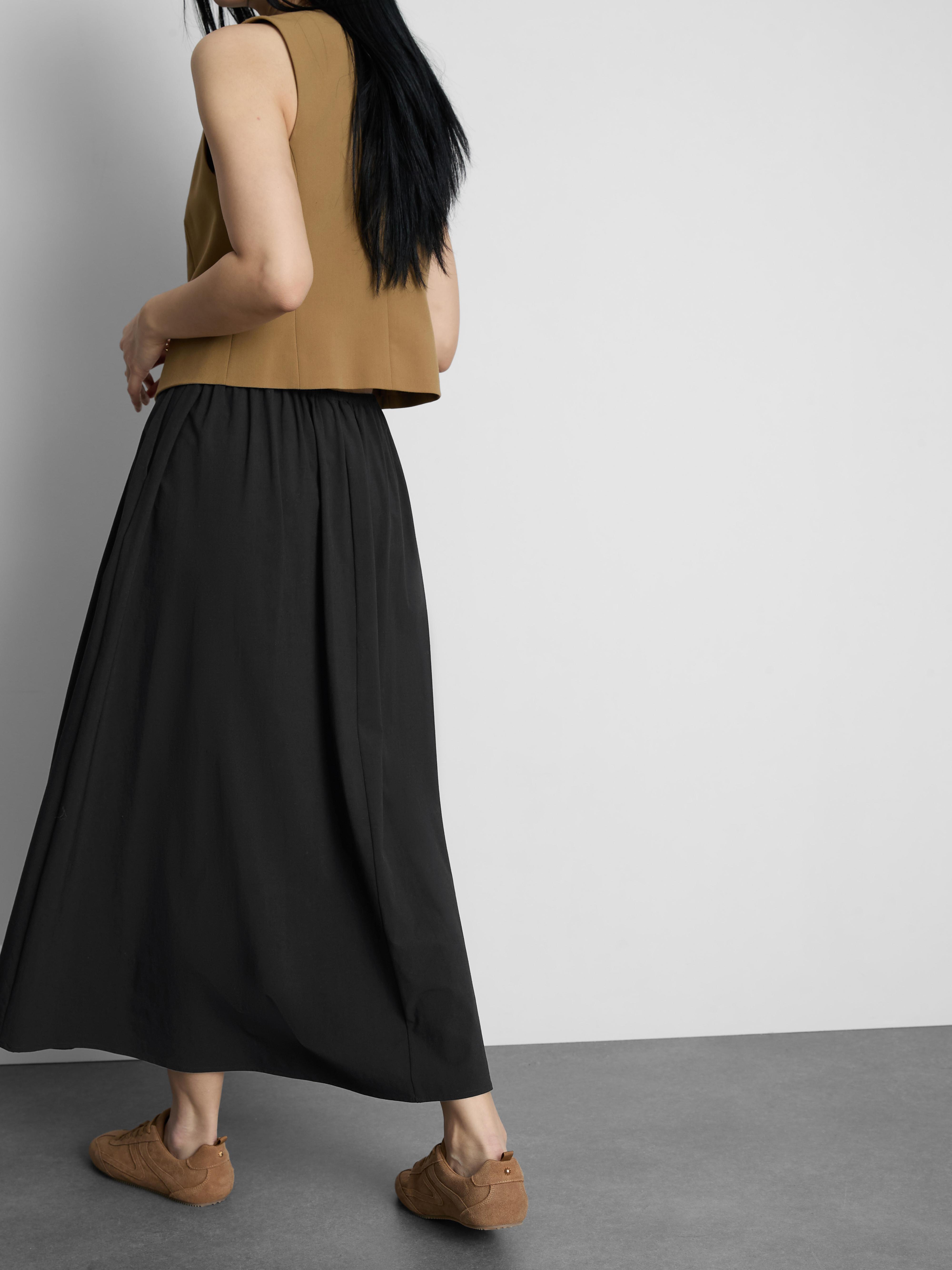 Women's Black Circle Midi Skirt