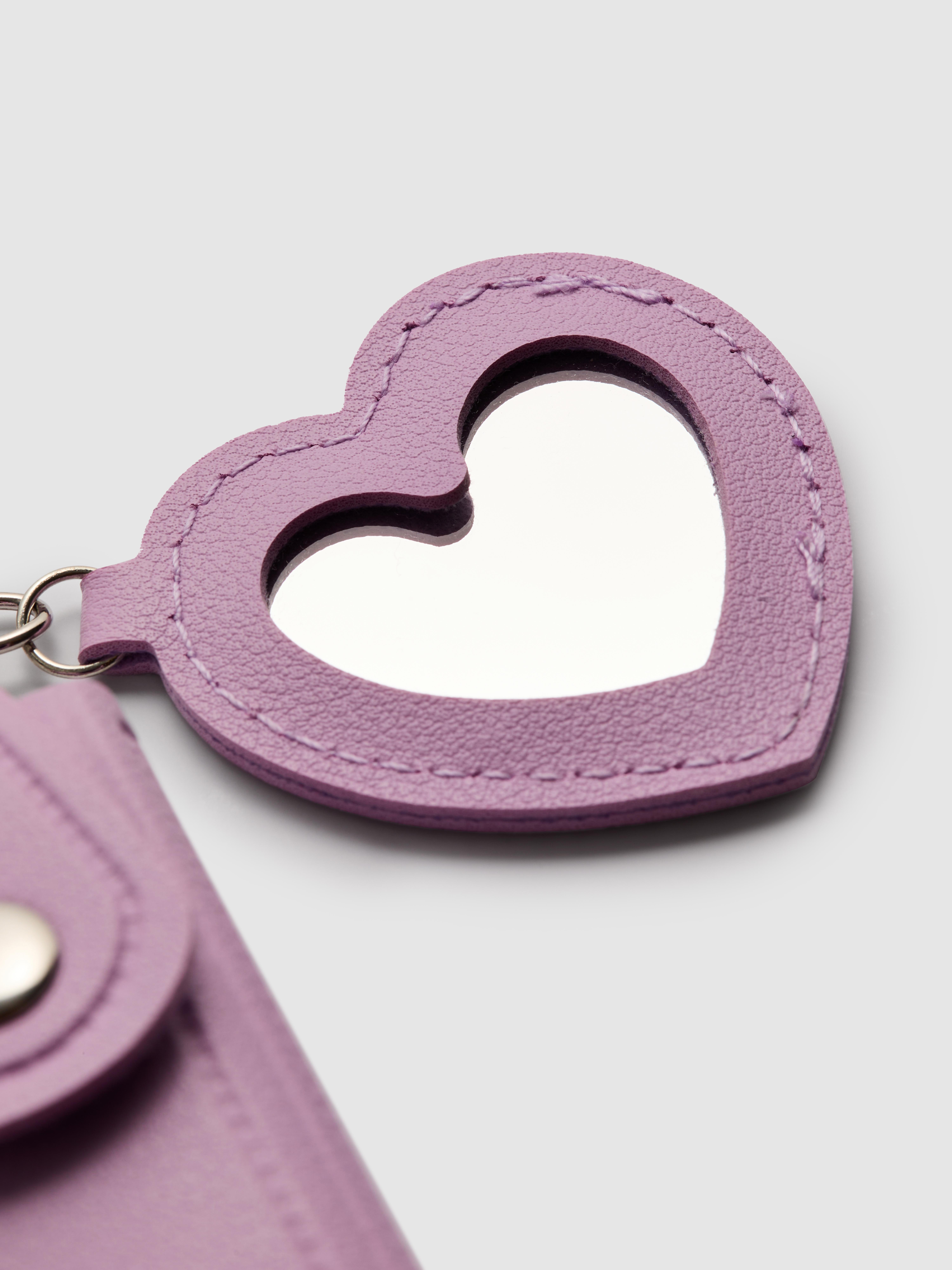 Kľúčenka s puzdrom na minirúž