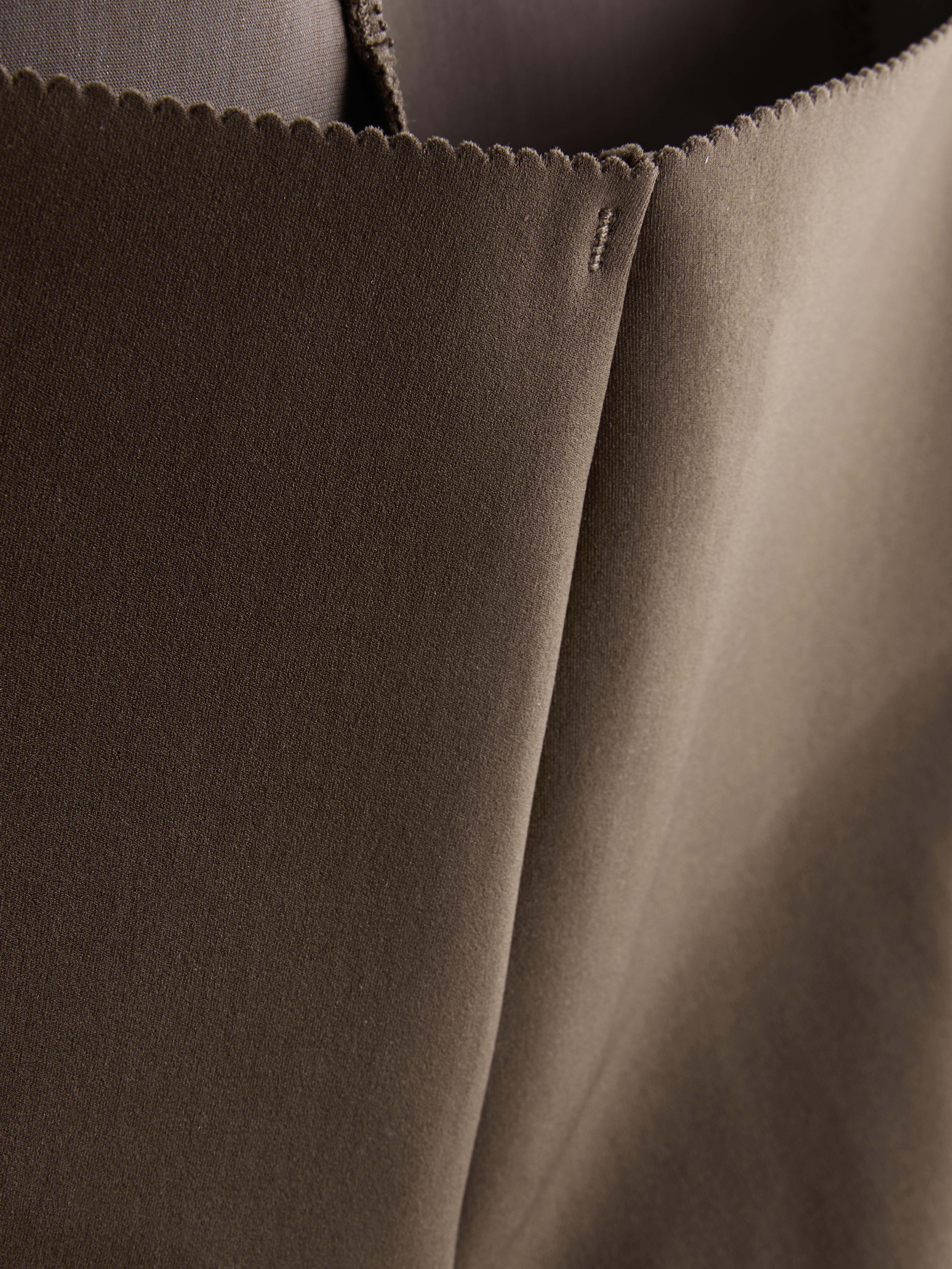 BodySculpt-sportlegging met wijd uitlopende pijpen