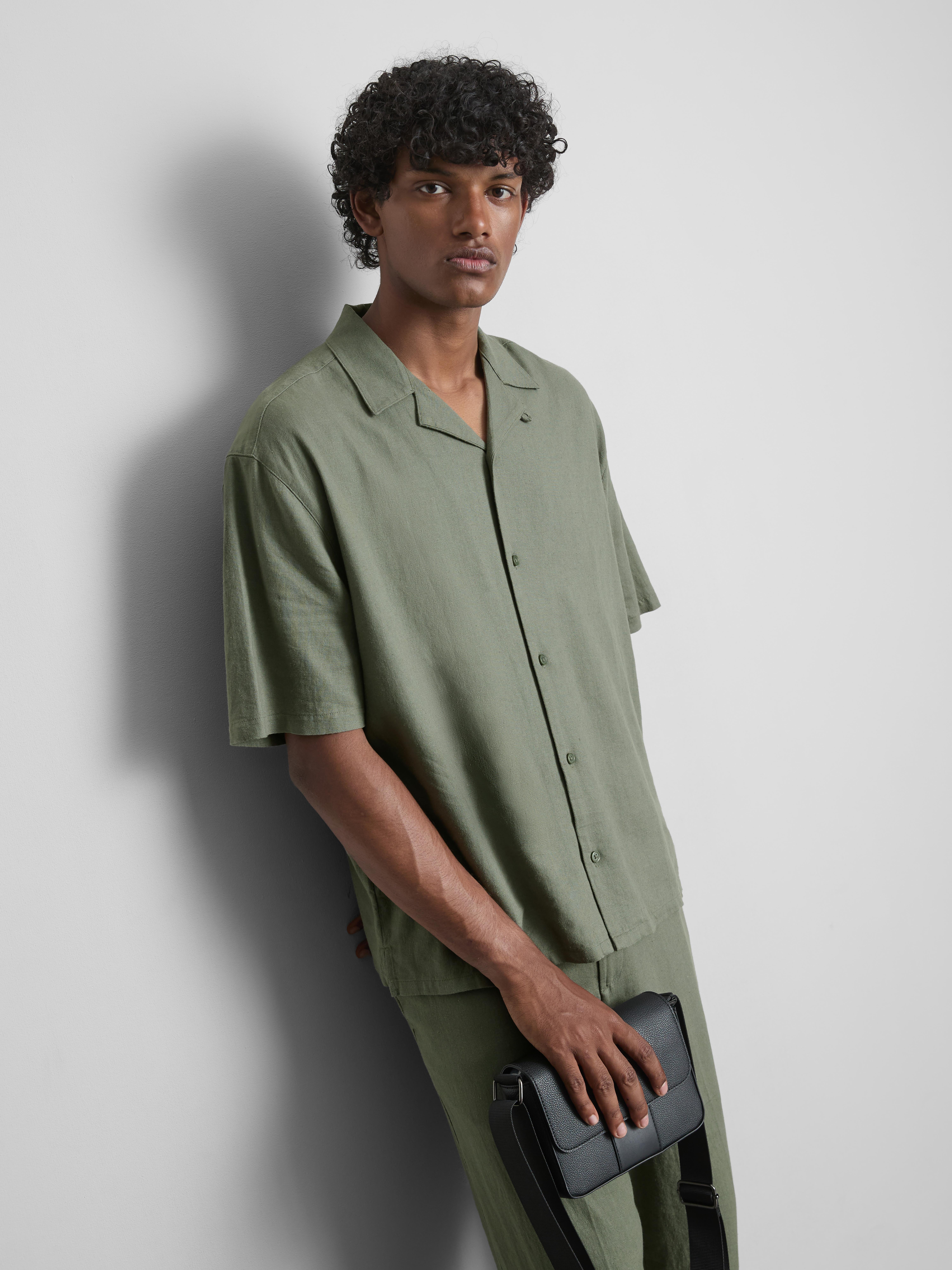 Chemise décontractée en lin mélangé The Edit