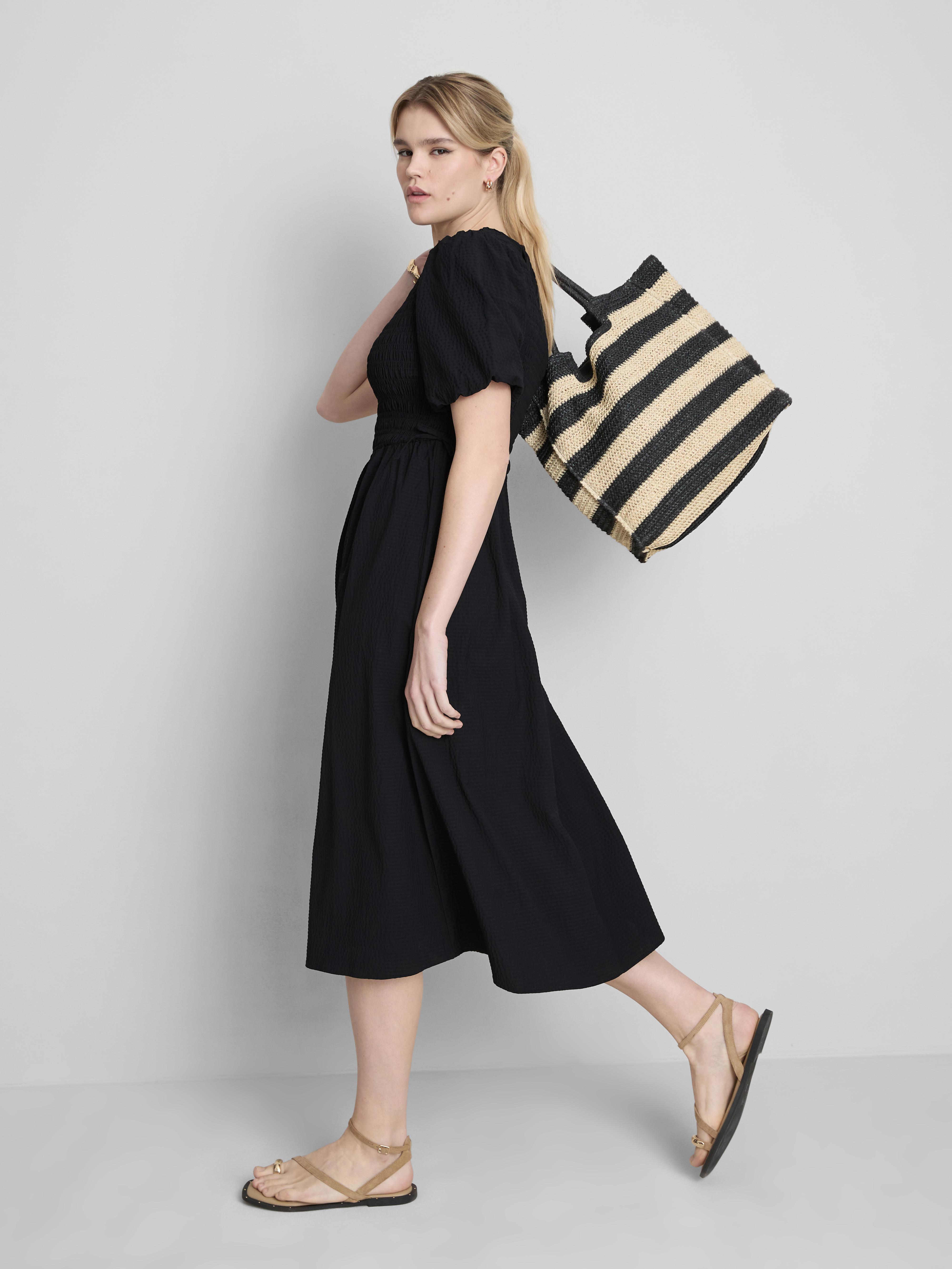 Vestido midi de sirsaca fruncido