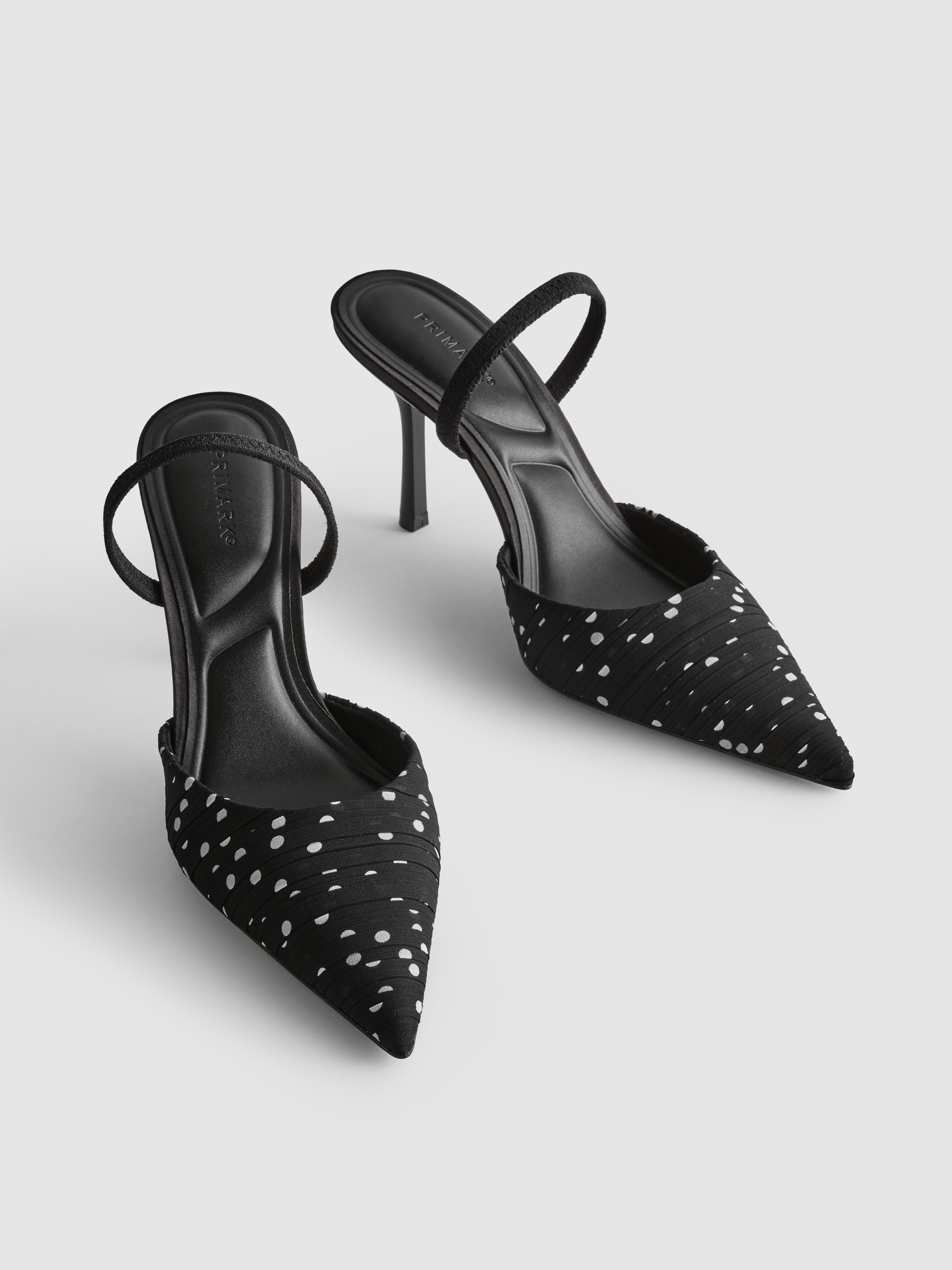 Women's Black Polka Dot Pointed Pumps