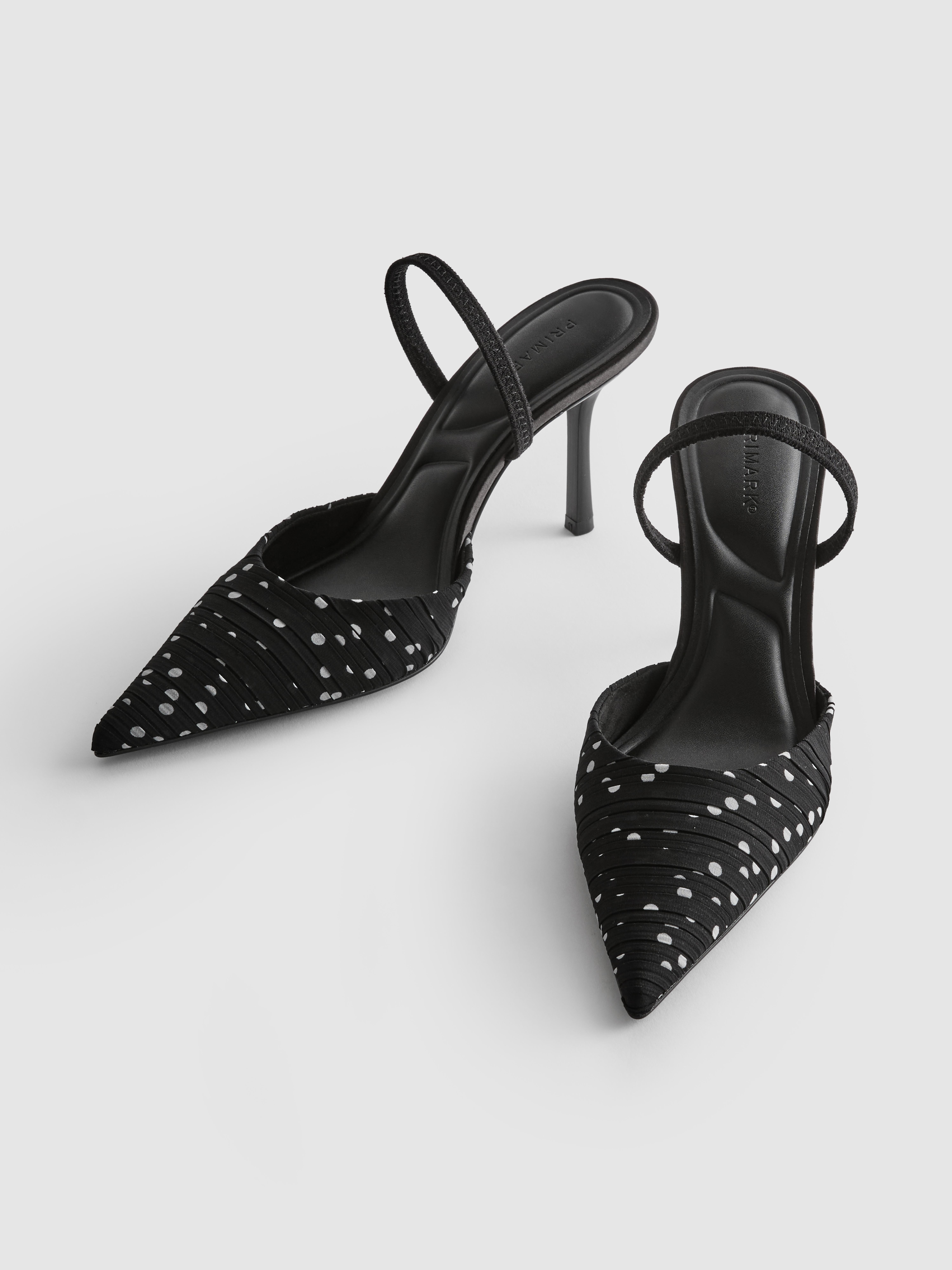 Women's Black Polka Dot Pointed Pumps