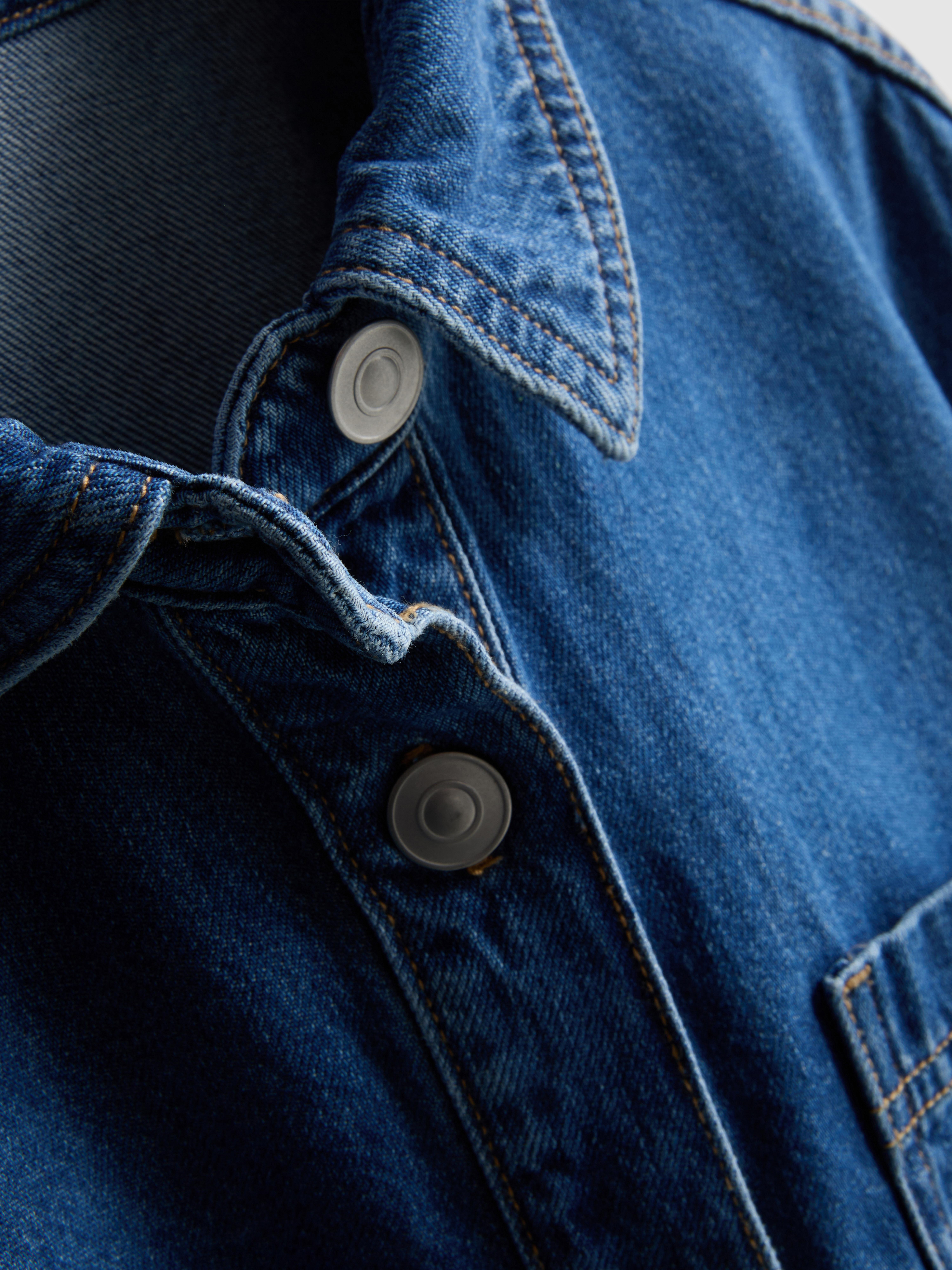 The Primark Scene | Cropped Denim Button-Down Shirt