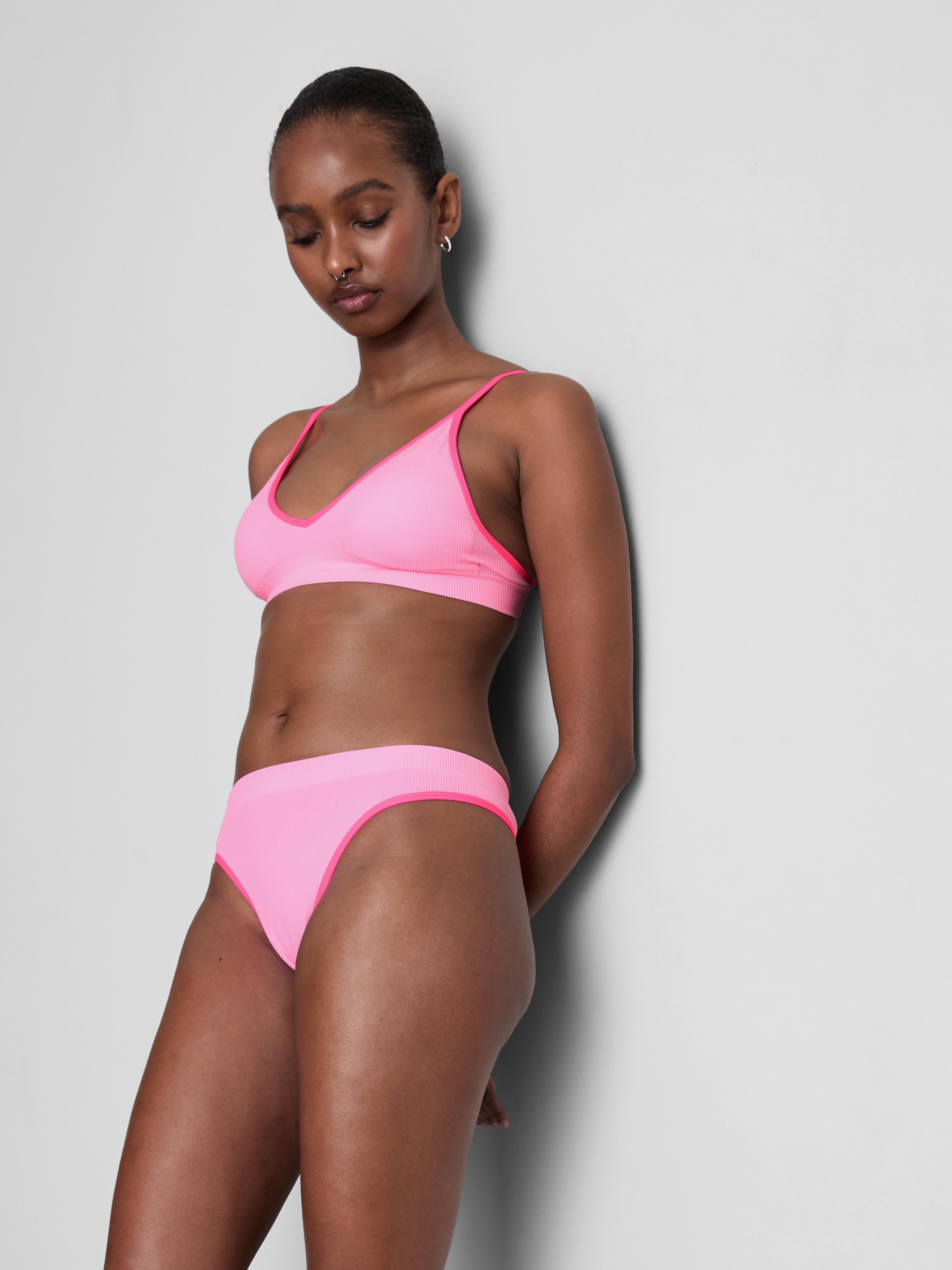 Women's Pink Seamless Padded Triangle Bra and Thong Set