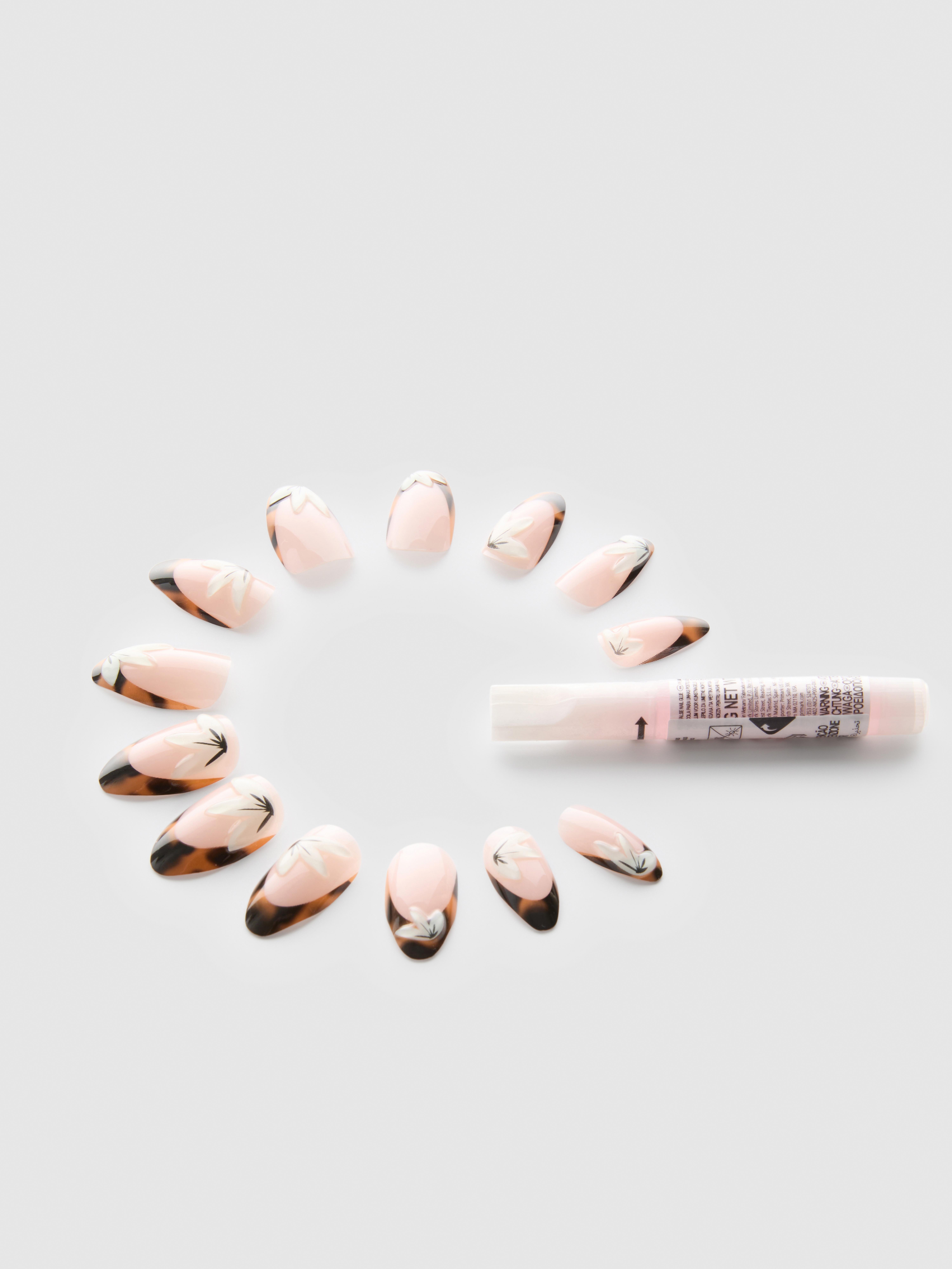 24pk PS... Pointed Floral False Nails