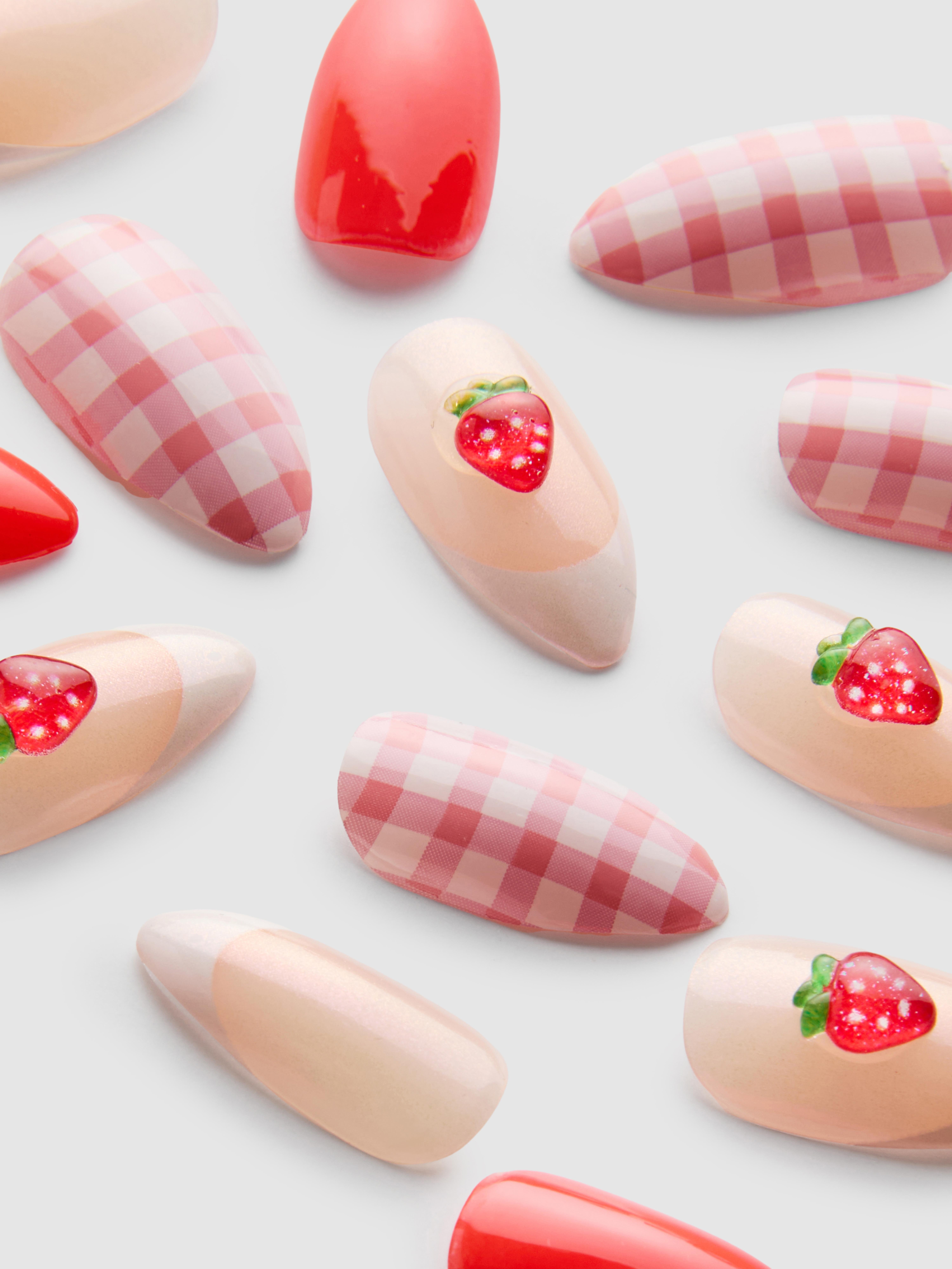 24pk PS...Strawberry Gingham False Nails