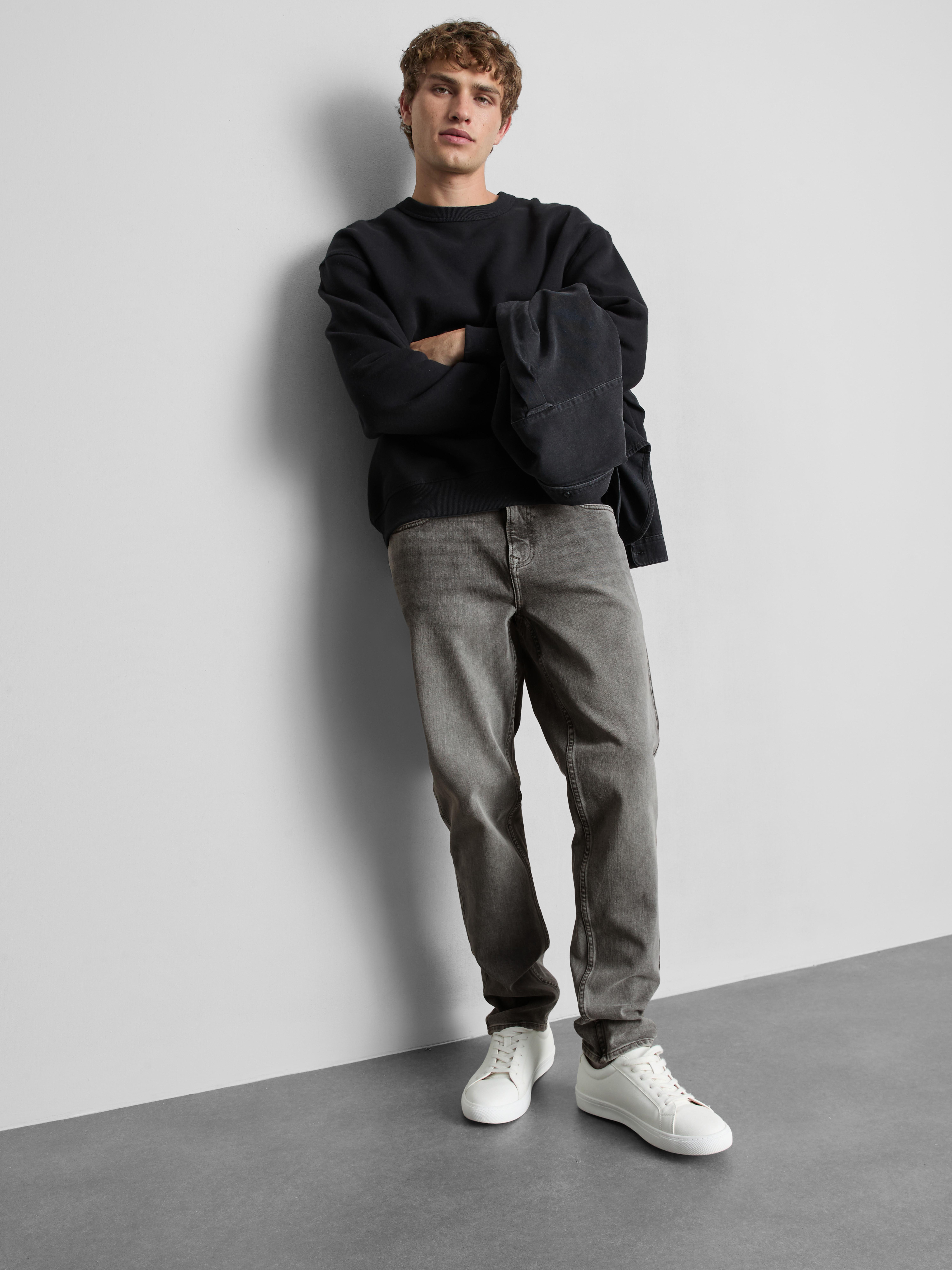 Mid-Rise Slim Fit Jeans