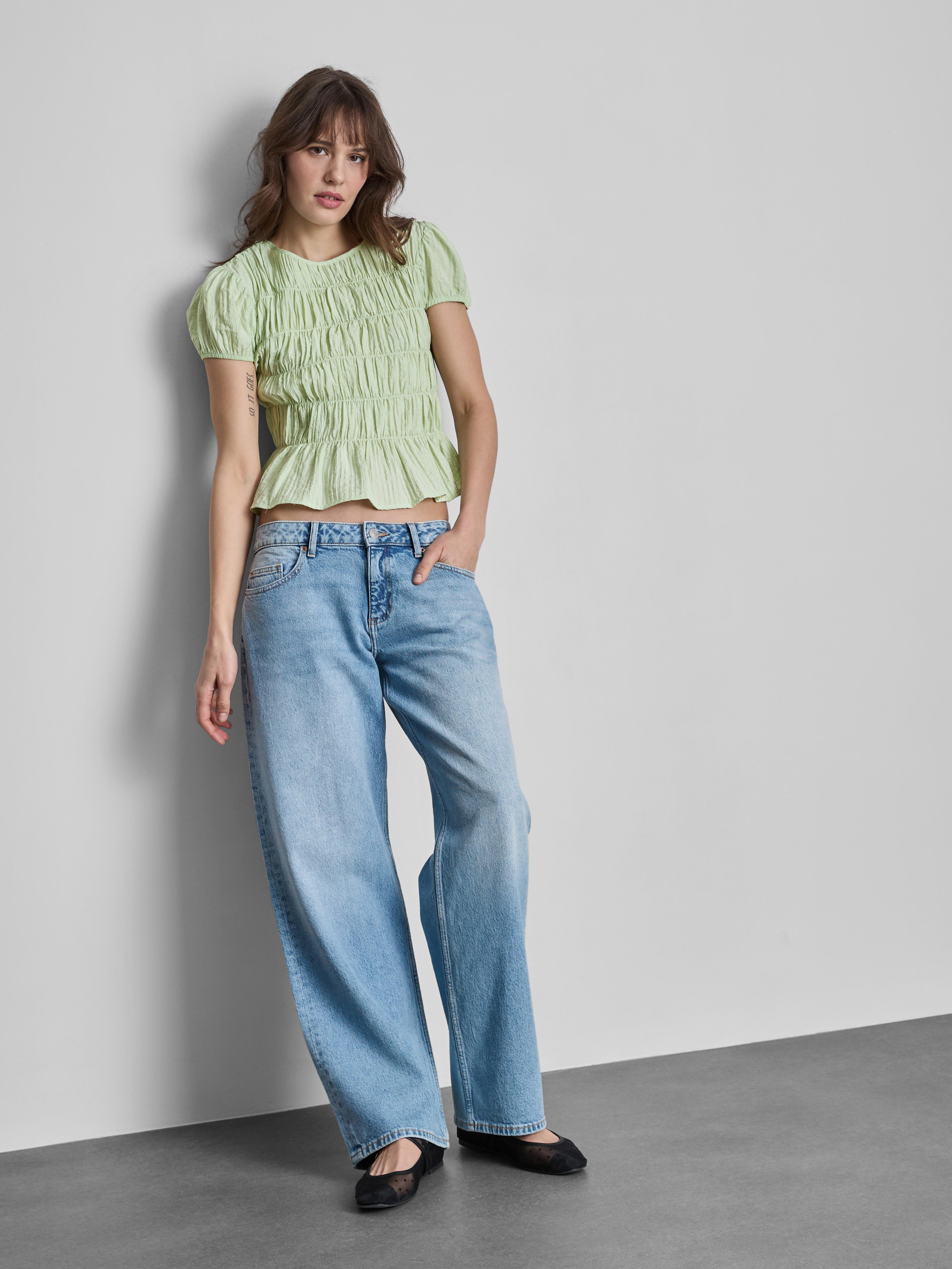 Maglia a maniche corte arricciata