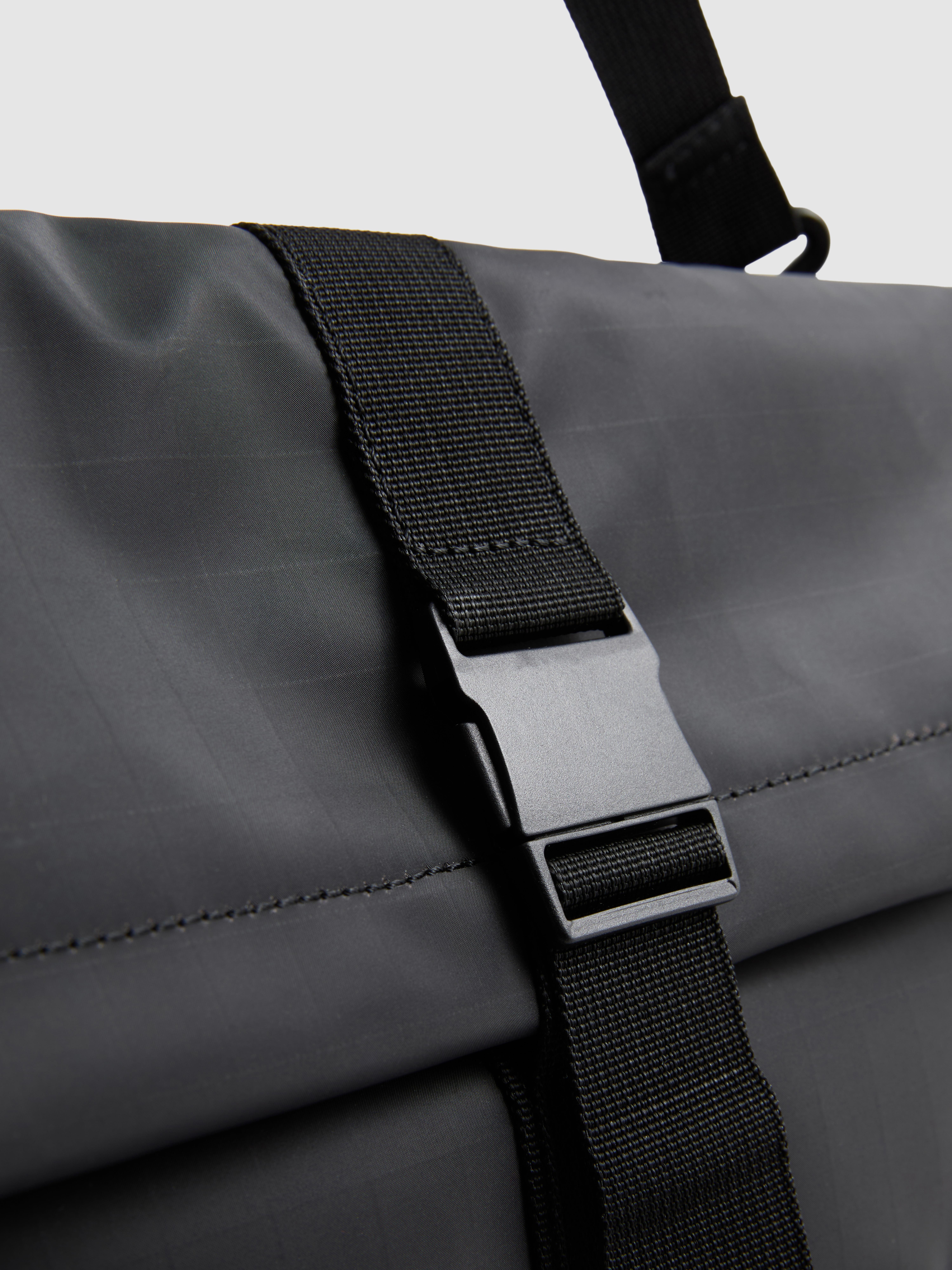 Buckle-Fastening Crossbody Purse