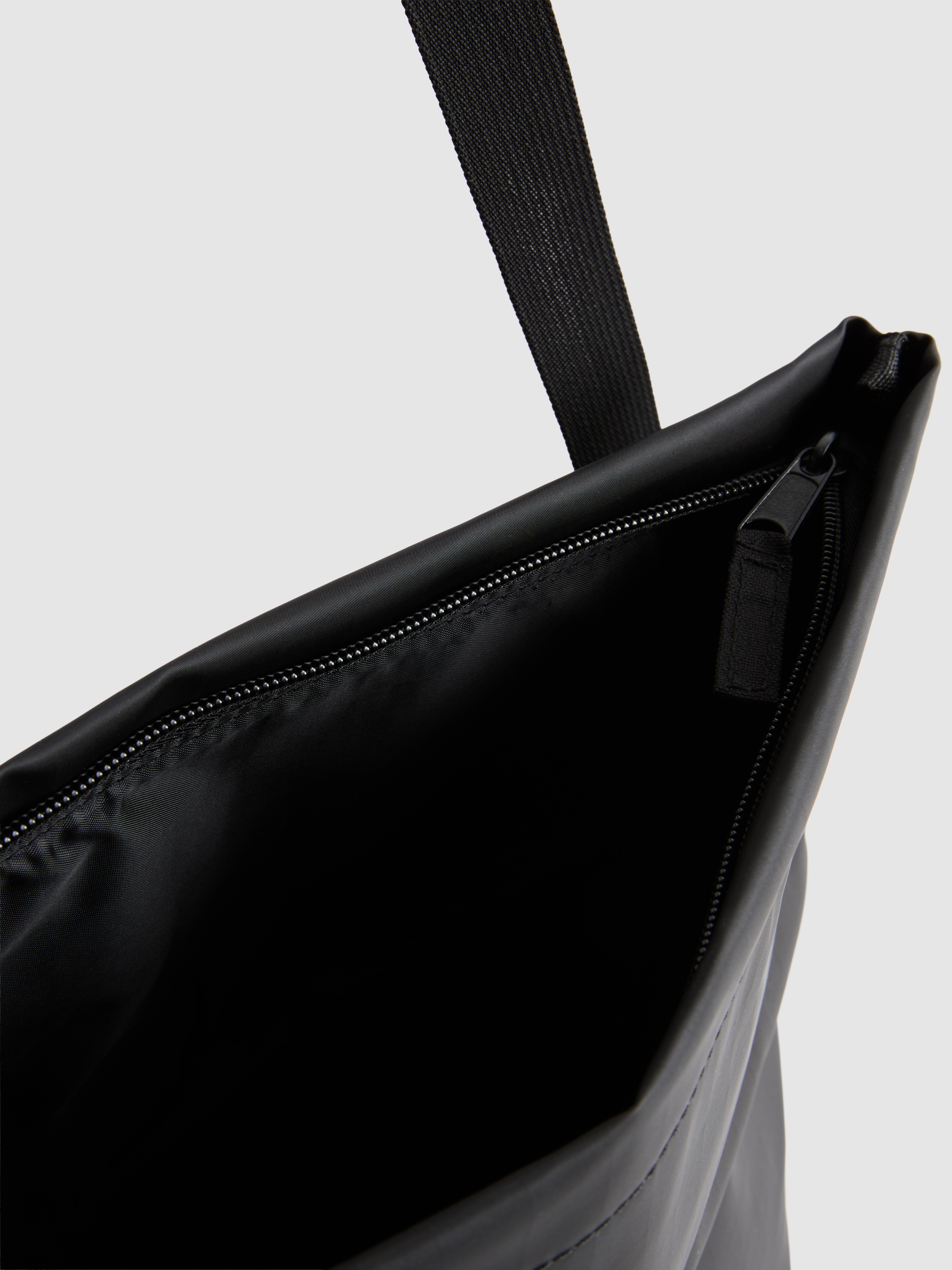 Buckle-Fastening Crossbody Purse