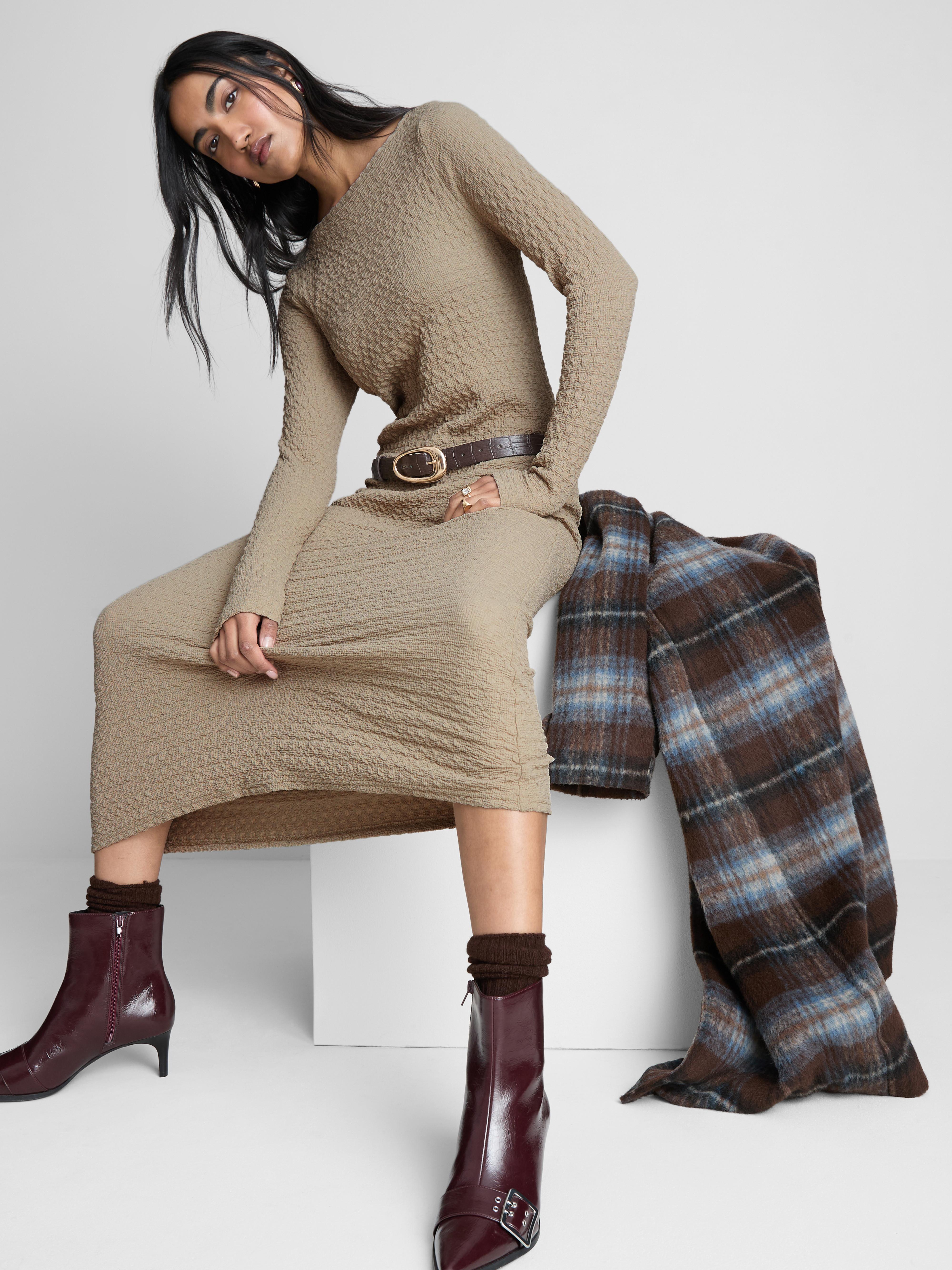 Women's Stone Long-Sleeve Textured Midi Dress