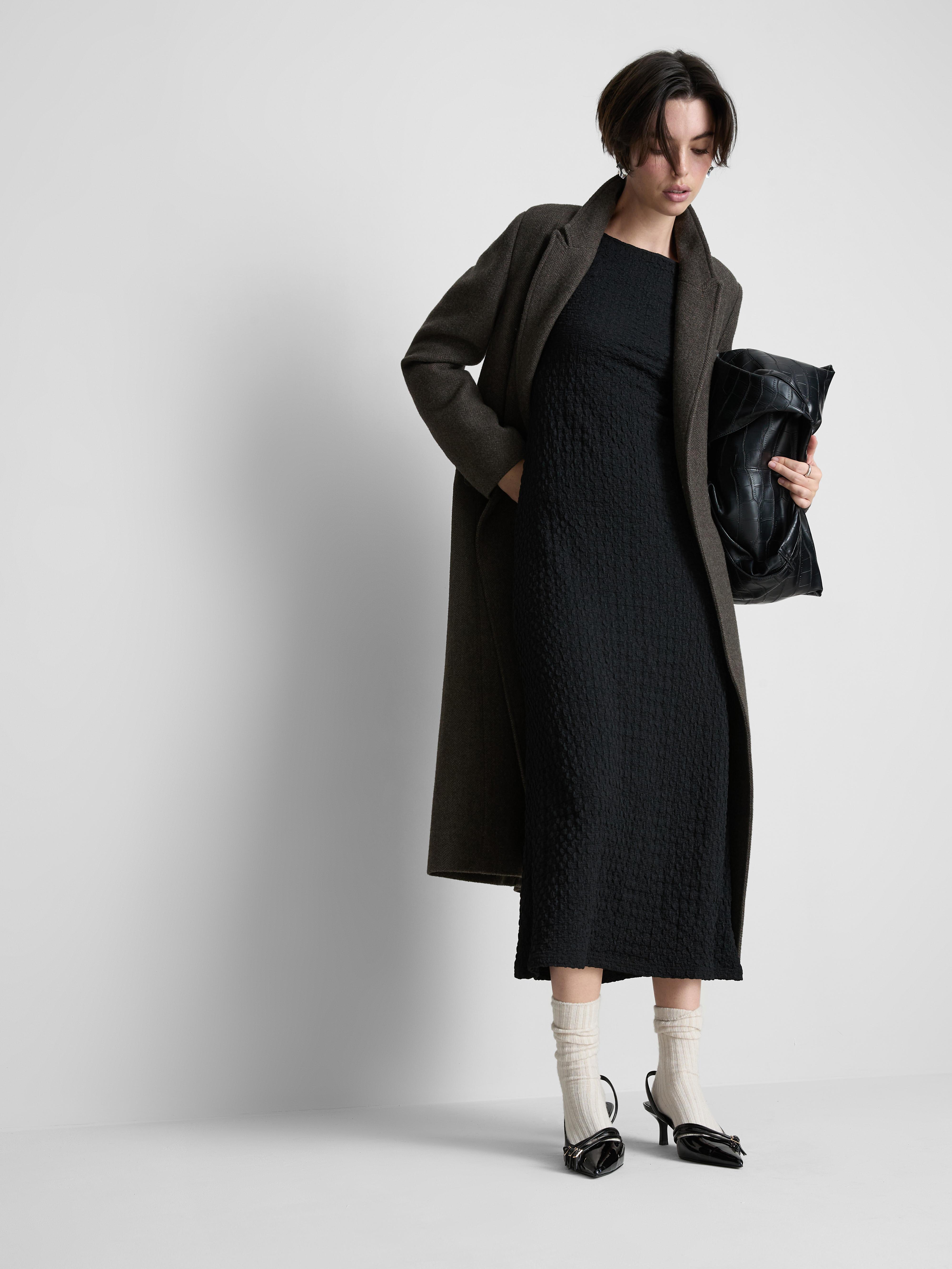 Women's Black Long-Sleeve Textured Midi Dress