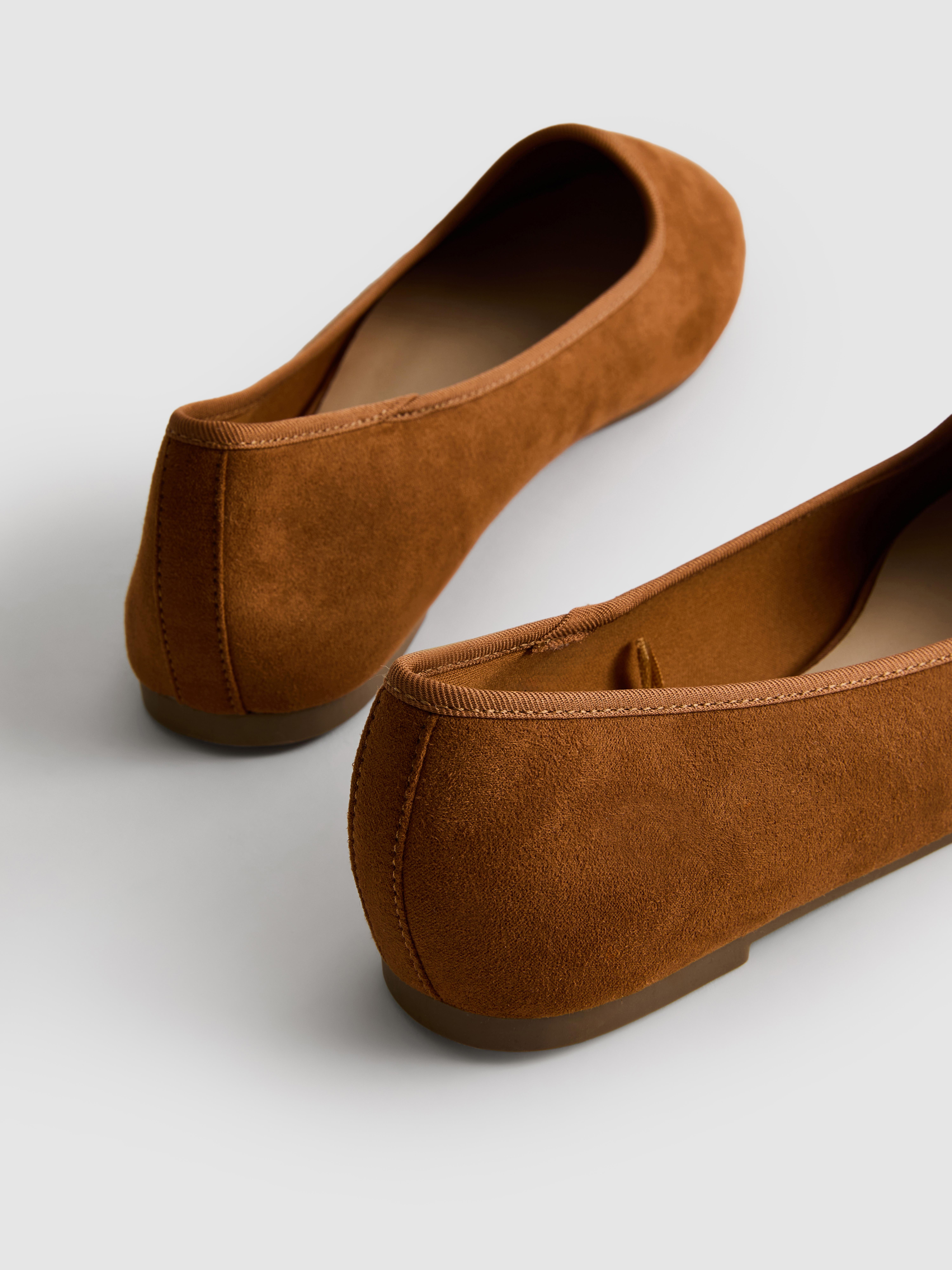 Semišové baleríny