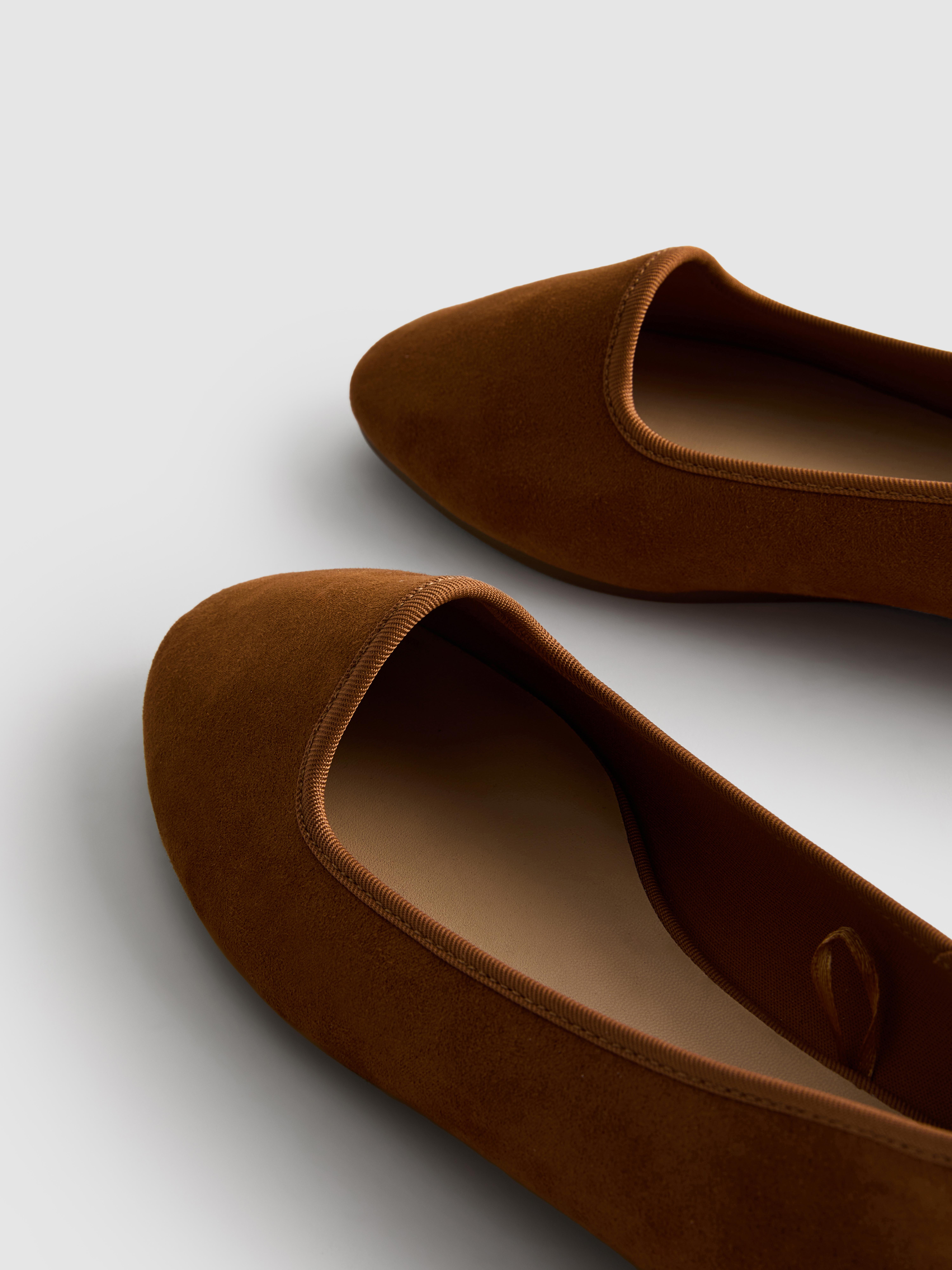 Semišové baleríny